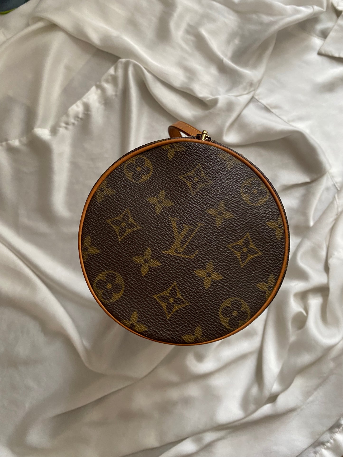 Louis Vuitton papillon 26