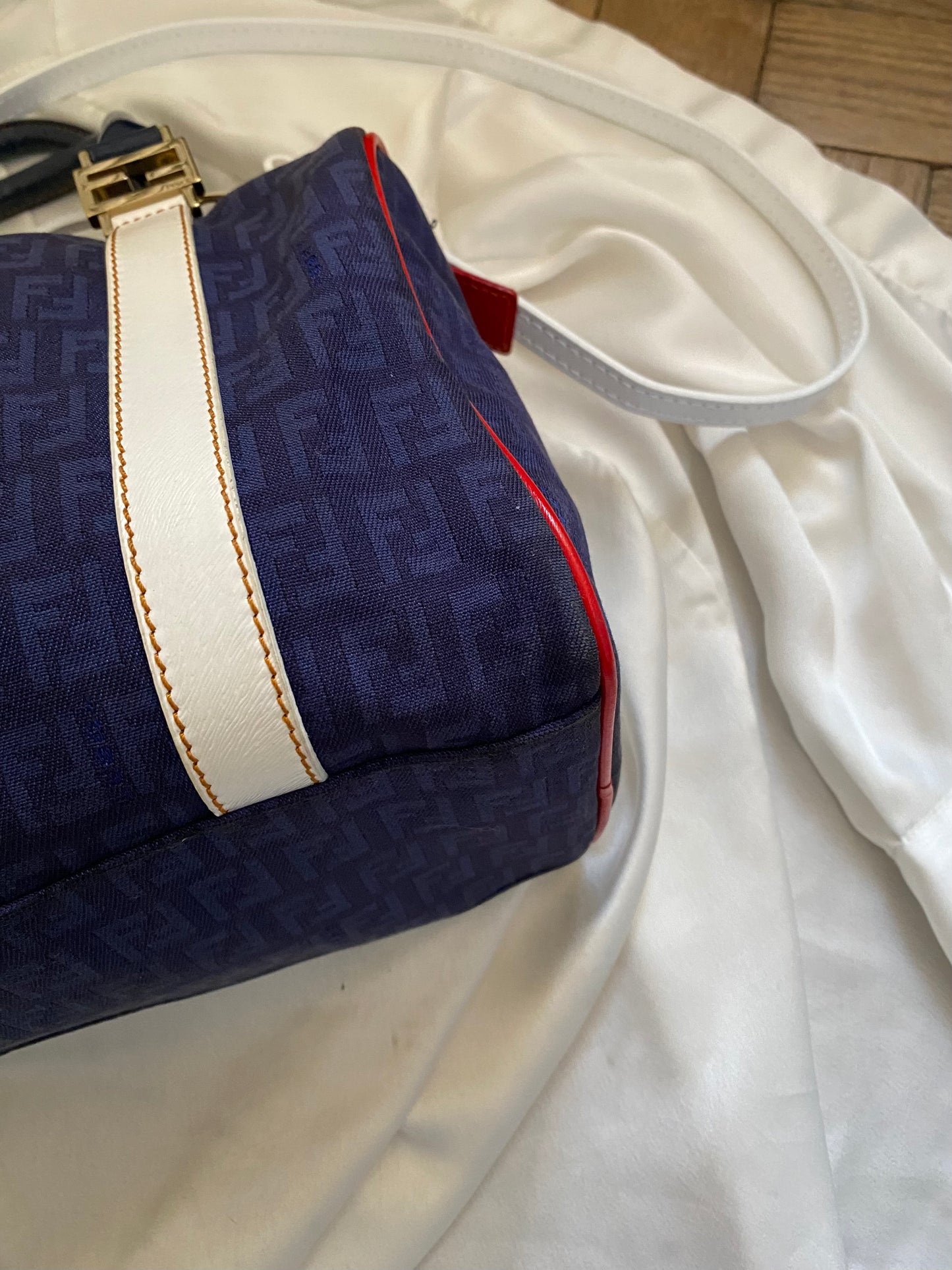 Mini bauletto Fendi monogram zucchino French flag