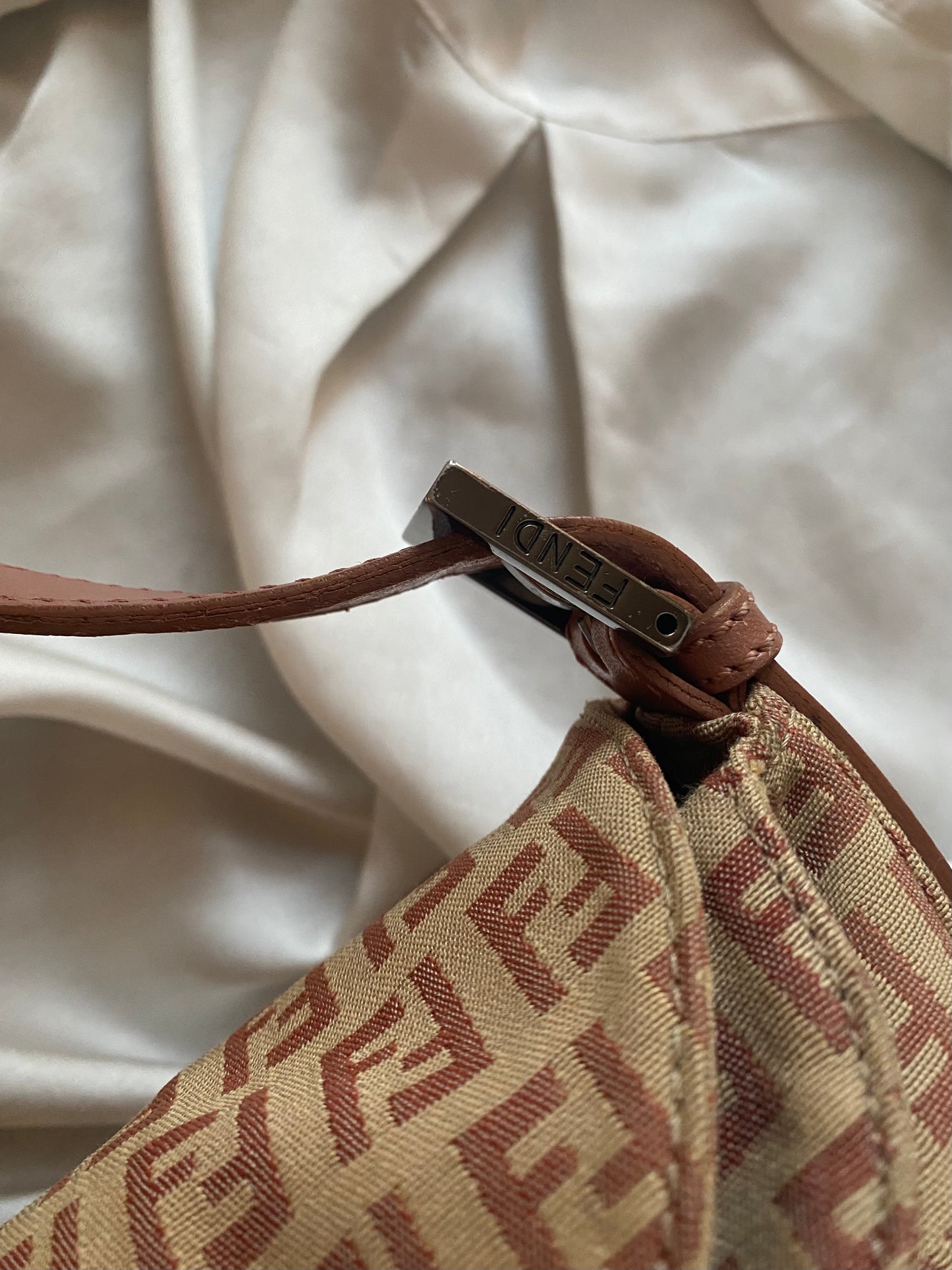 Fendi mamma double flap rosa e beige
