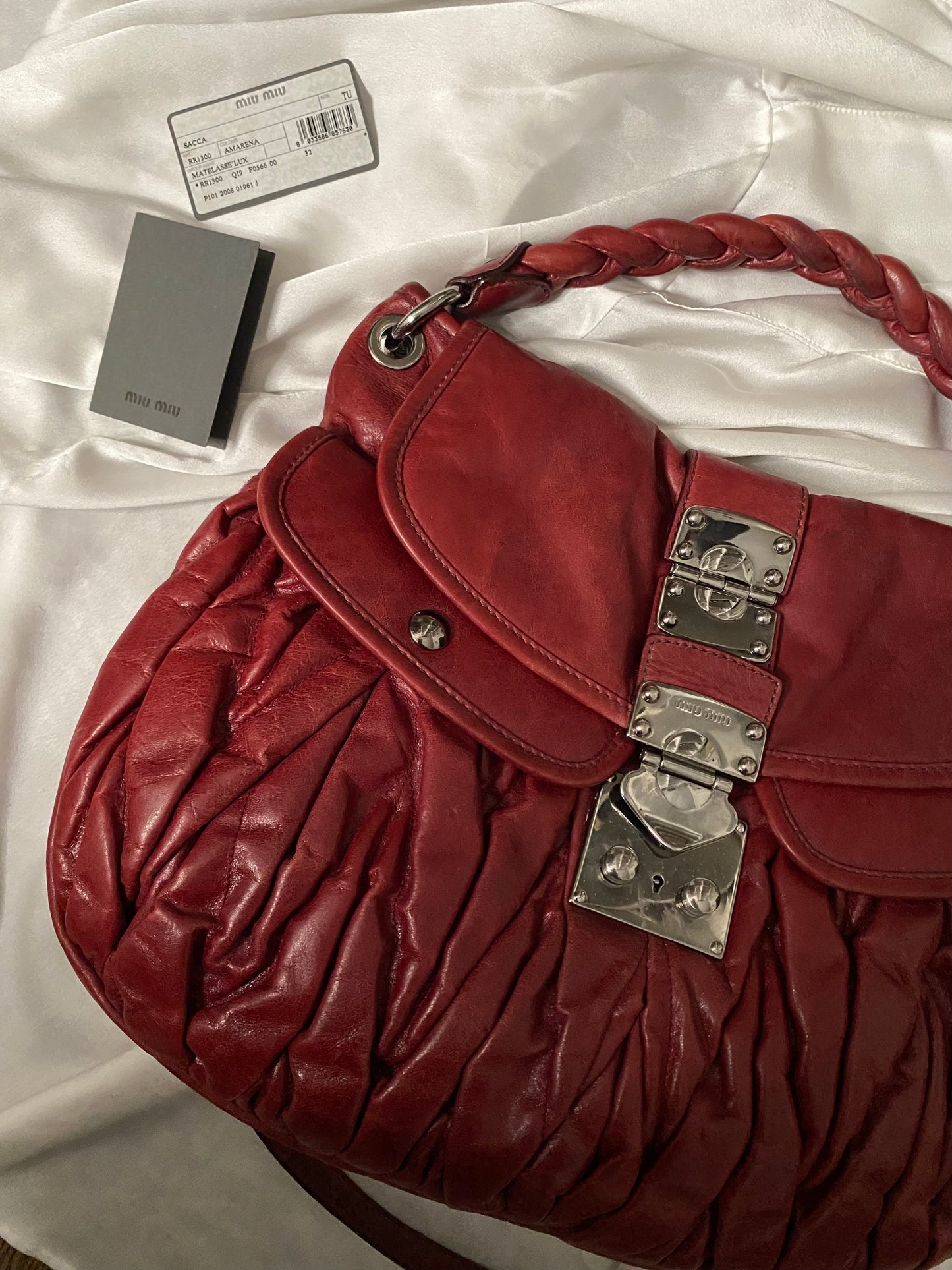 Miu miu coffer amarena