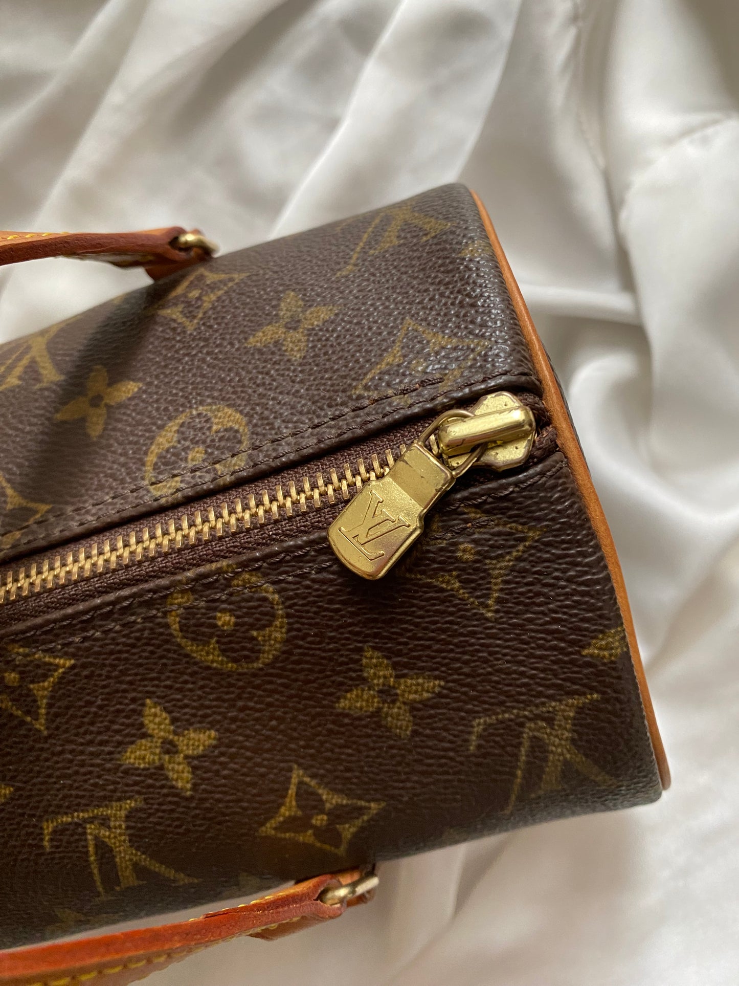 Louis Vuitton papillon 26
