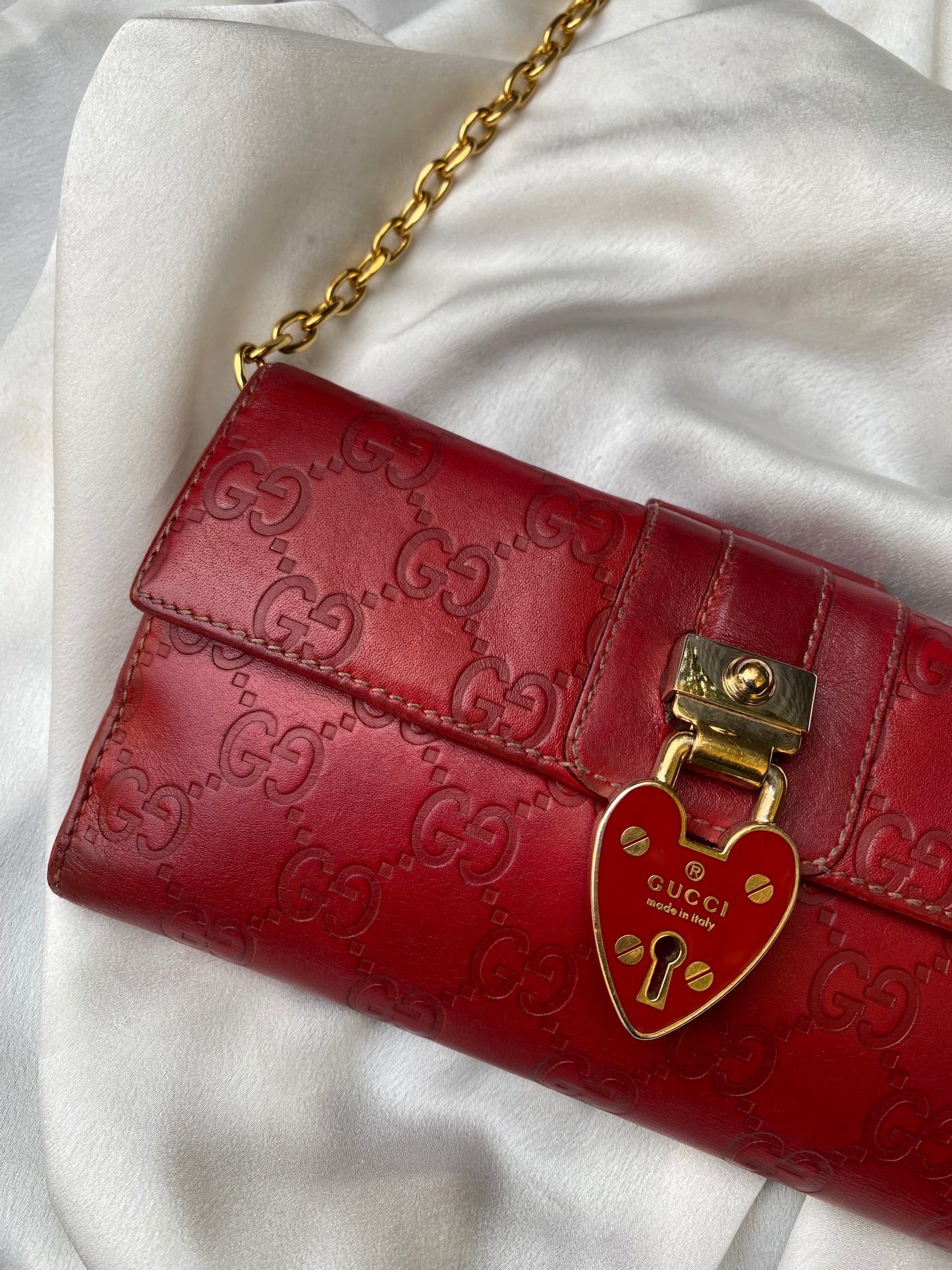 Gucci love lock pochette Cherry