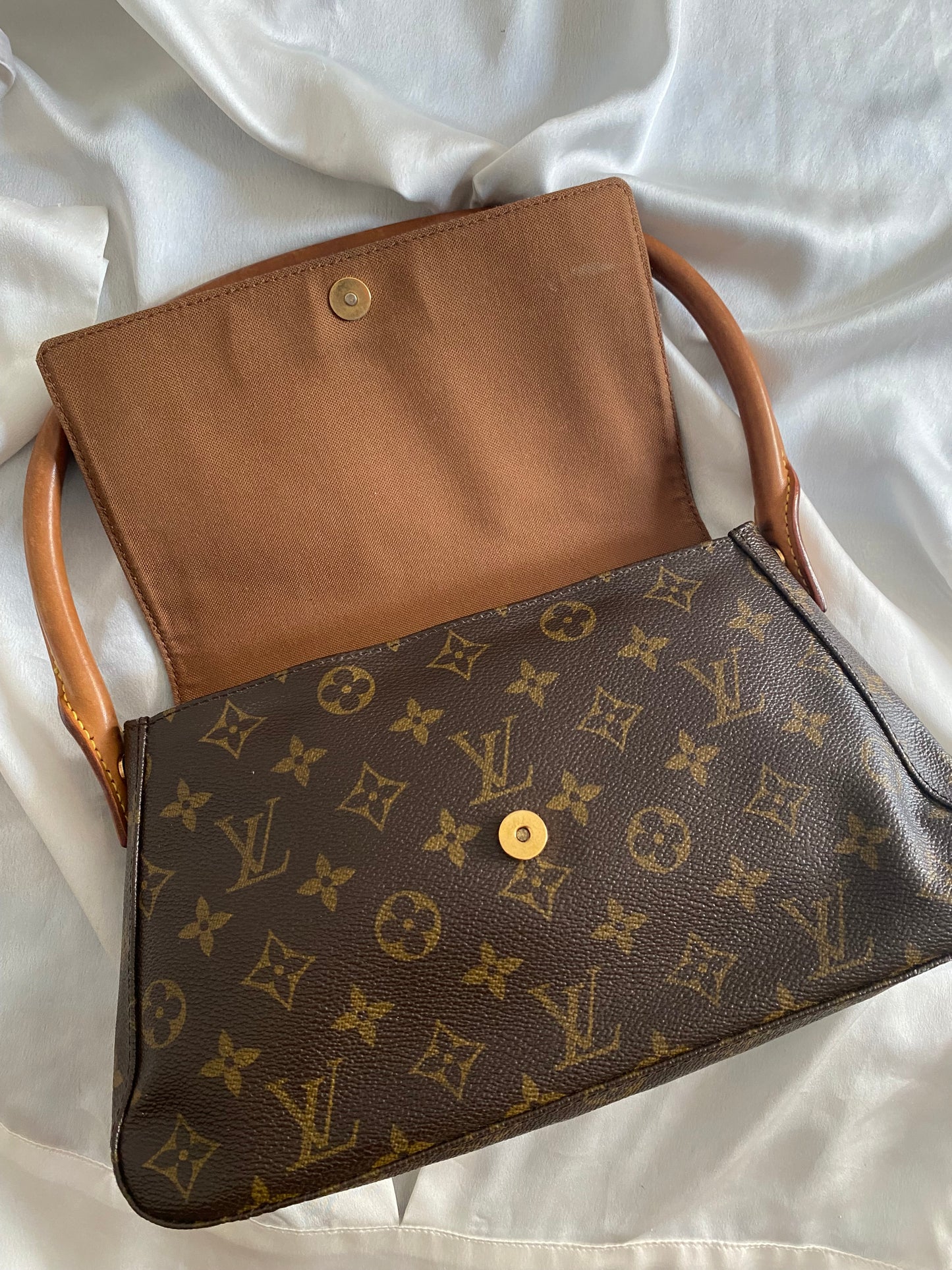 Louis Vuitton Mini Looping