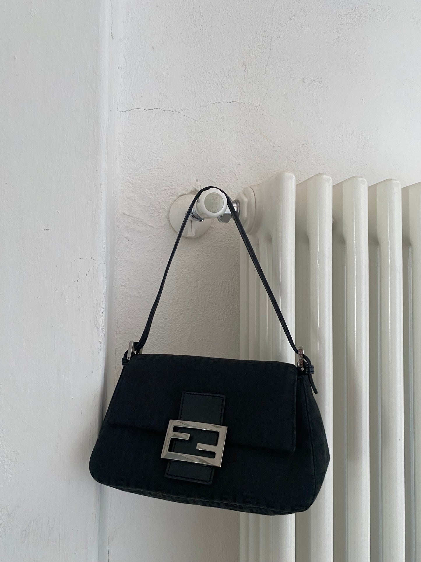 Fendi mini mamma baguette