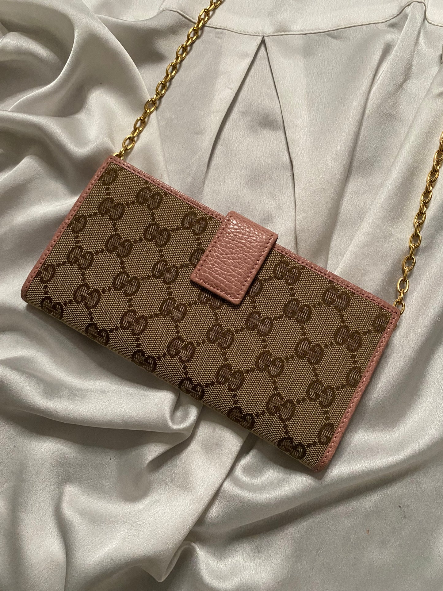 Gucci pochette pink