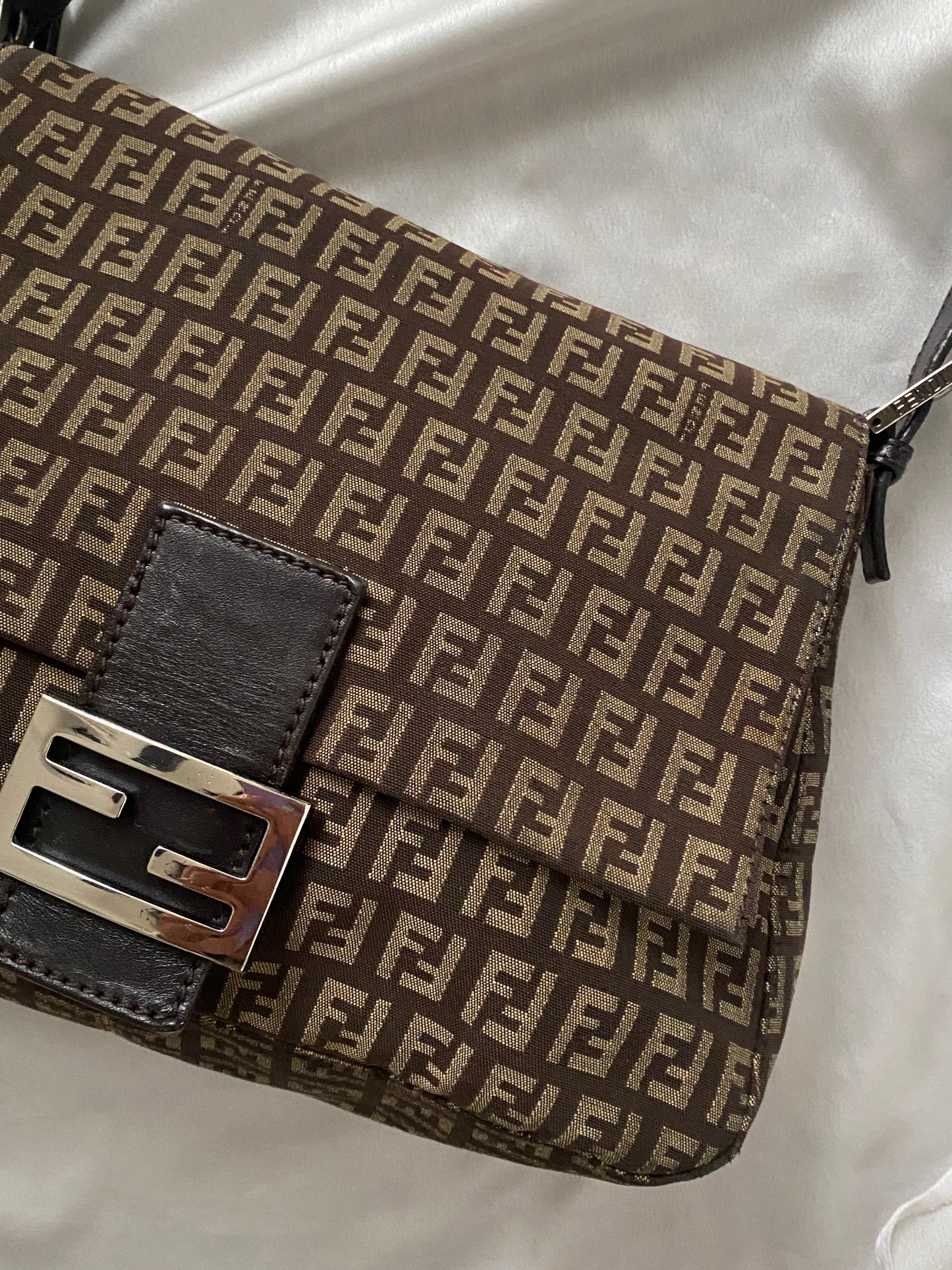 Fendi mamma baguette zucchino brown