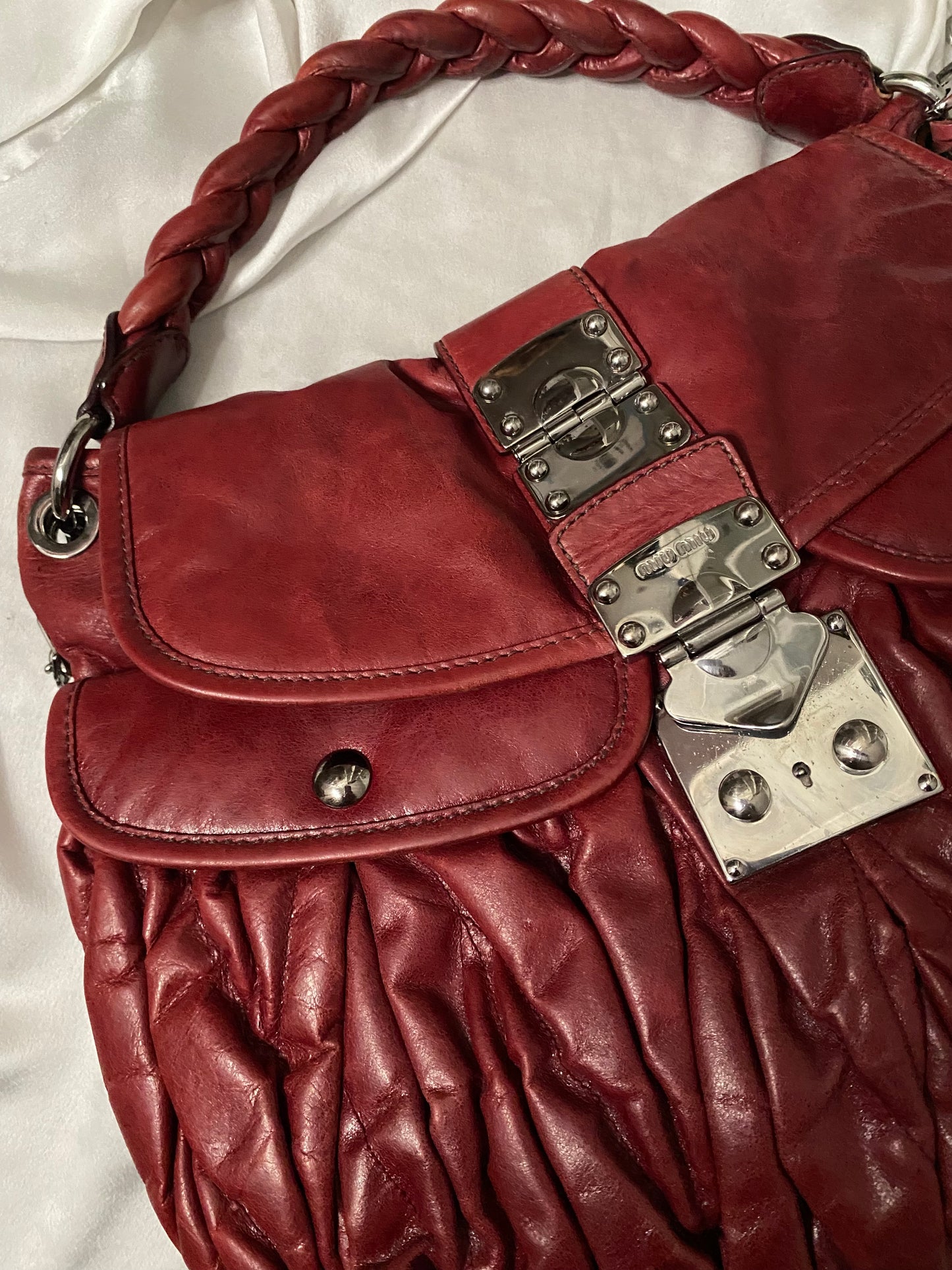 Miu miu coffer amarena