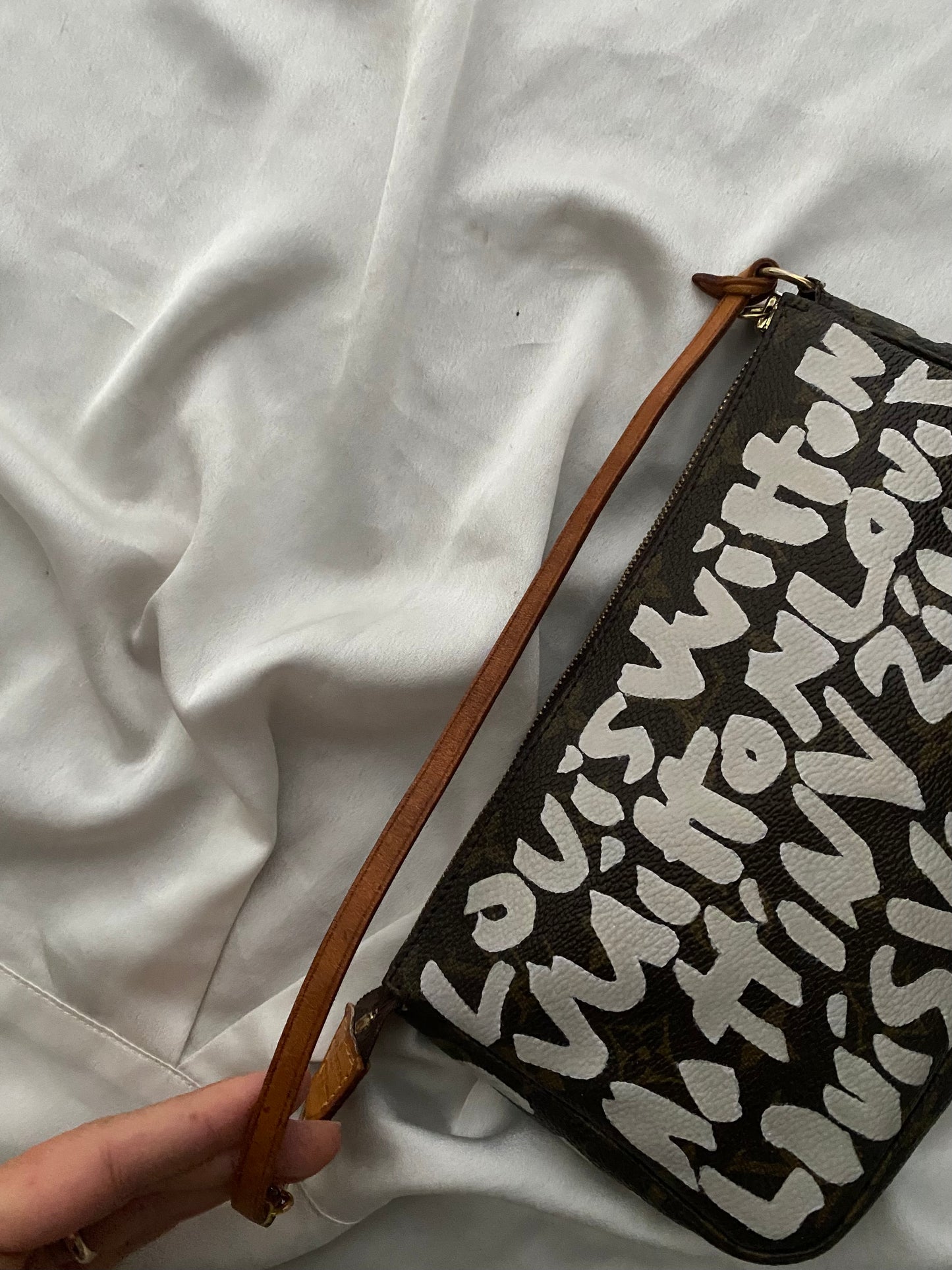 Louis Vuitton x Stephen Sprouse pochette accessoire white graffiti