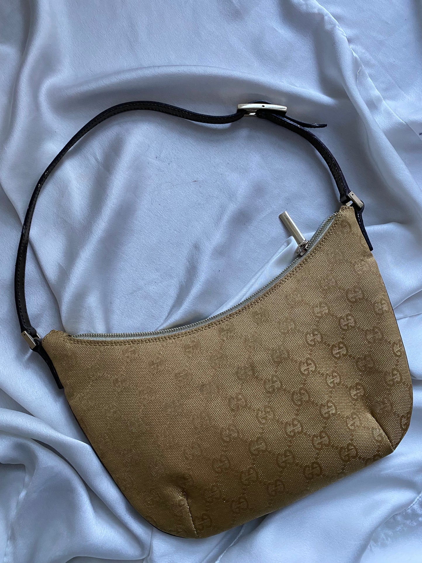 Gucci half moon gold
