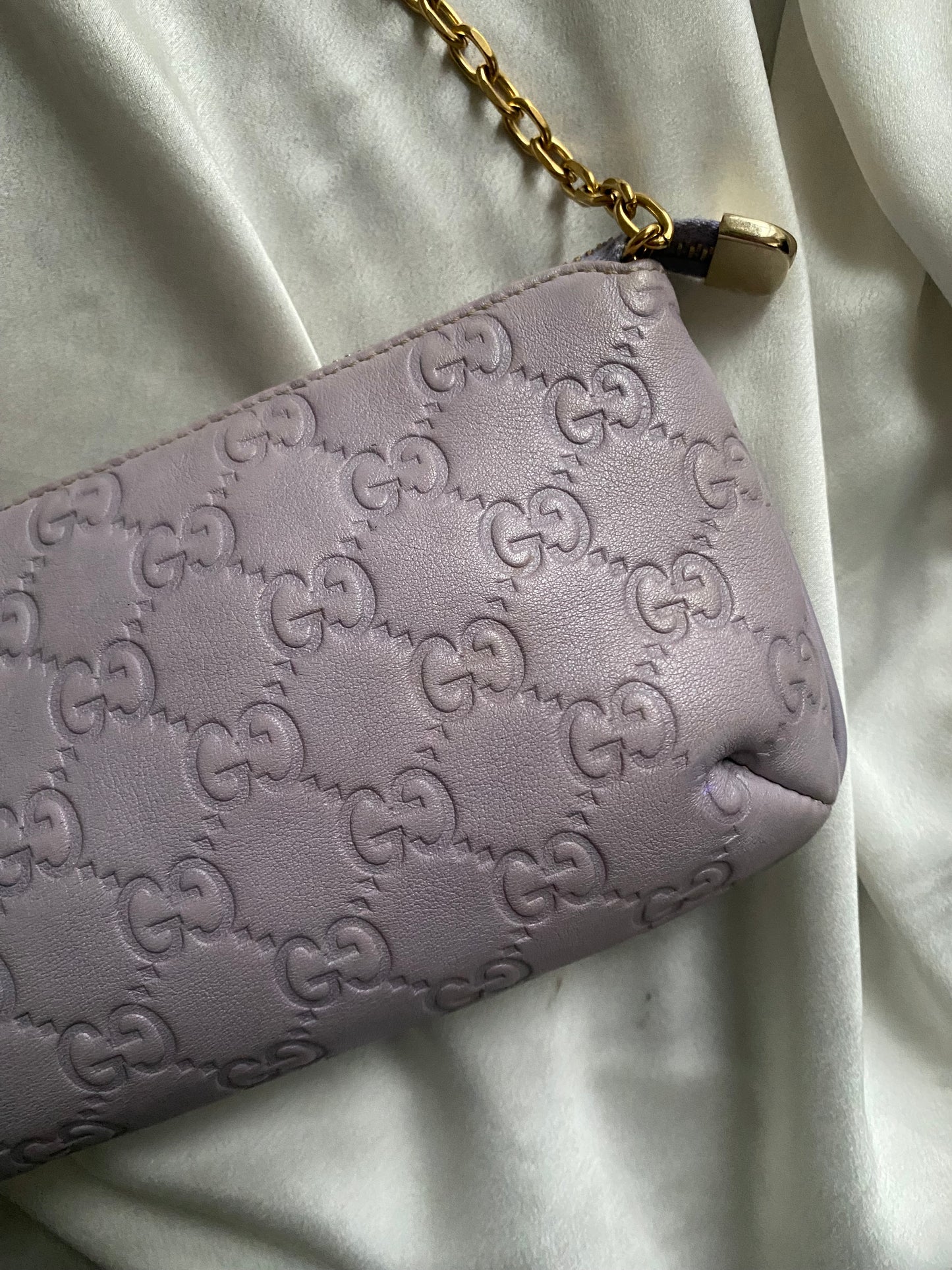 Gucci pochette monogram lilac
