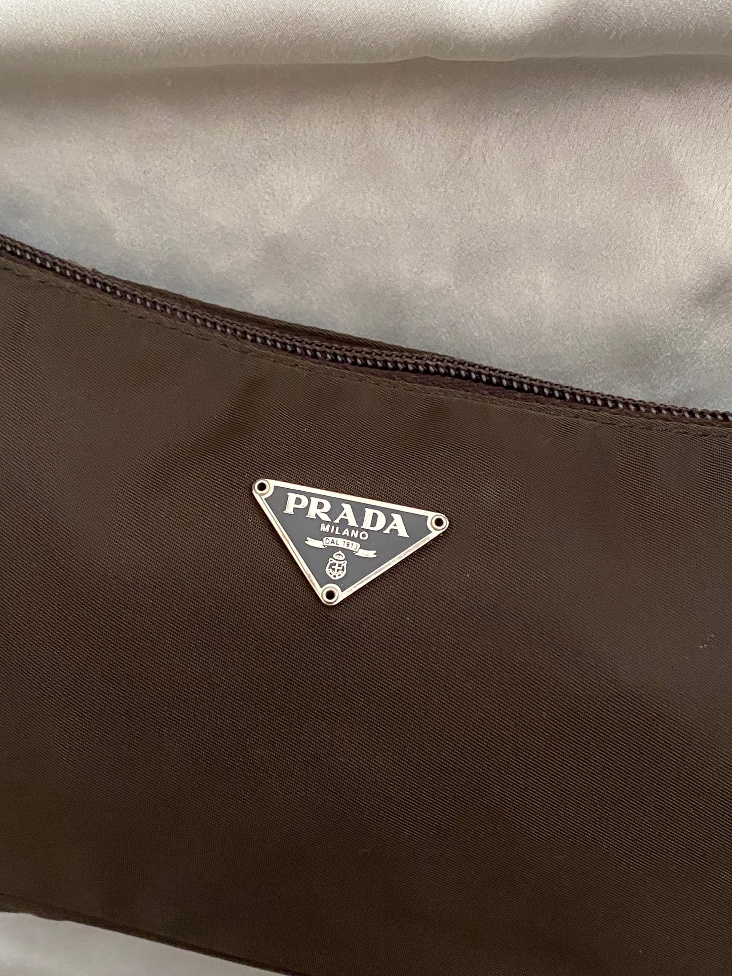 Prada hobo 2002 extra dark brown