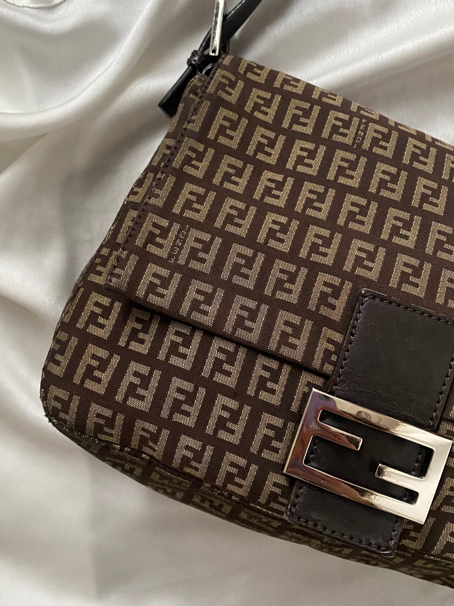 Fendi mamma baguette zucchino brown