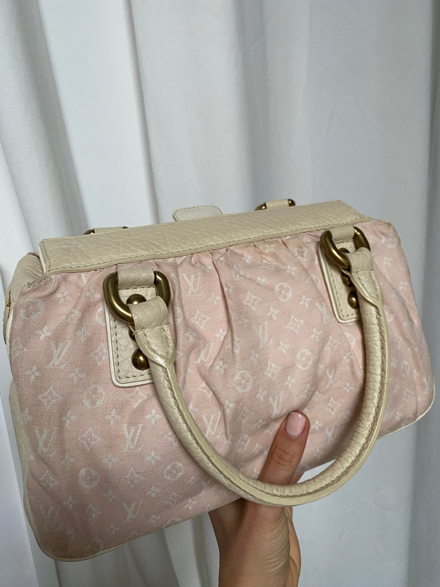 Louis Vuitton Mini Lin Trapeze PM denim rosa
