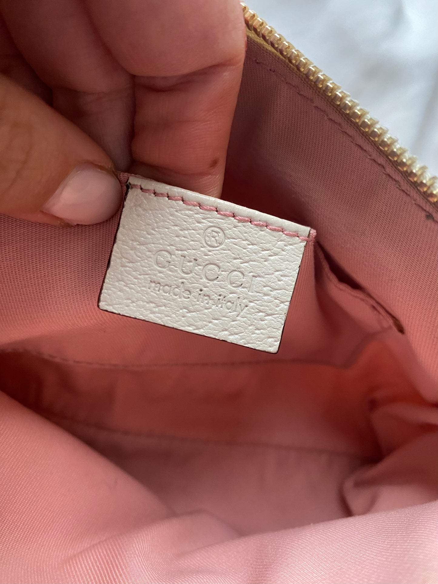 Gucci sherry line pochette monogram rosa