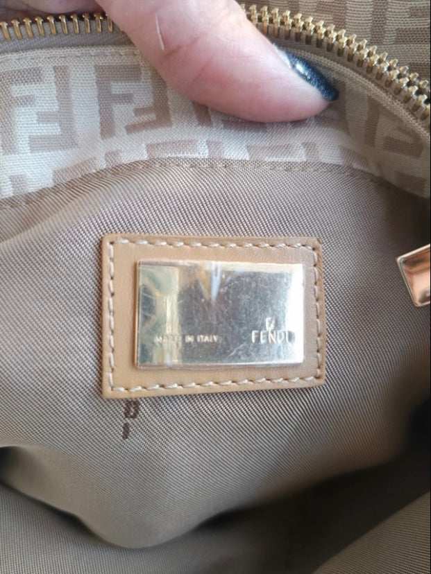 Fendi tote zucchino beige