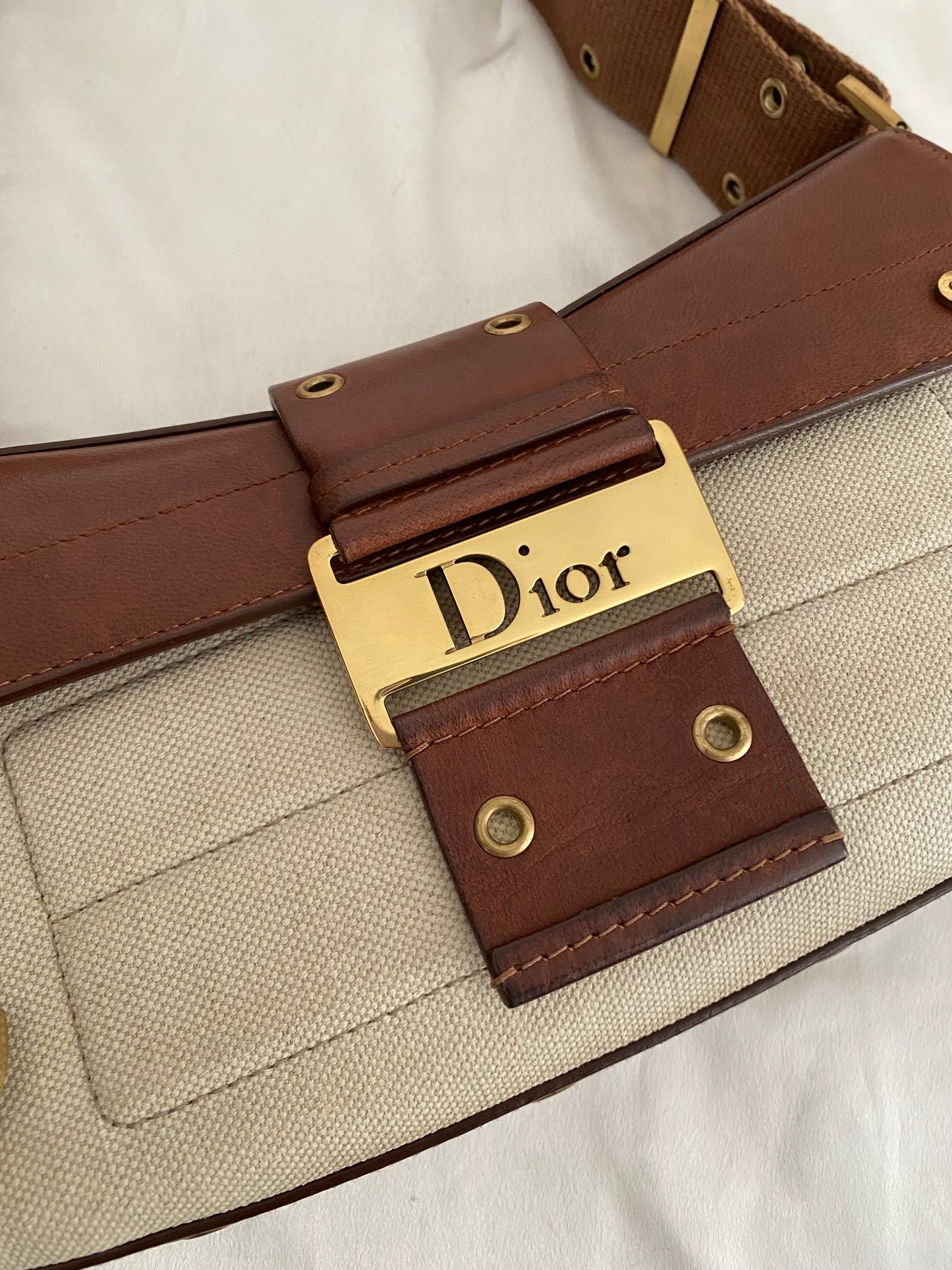 Dior columbus street chic beige