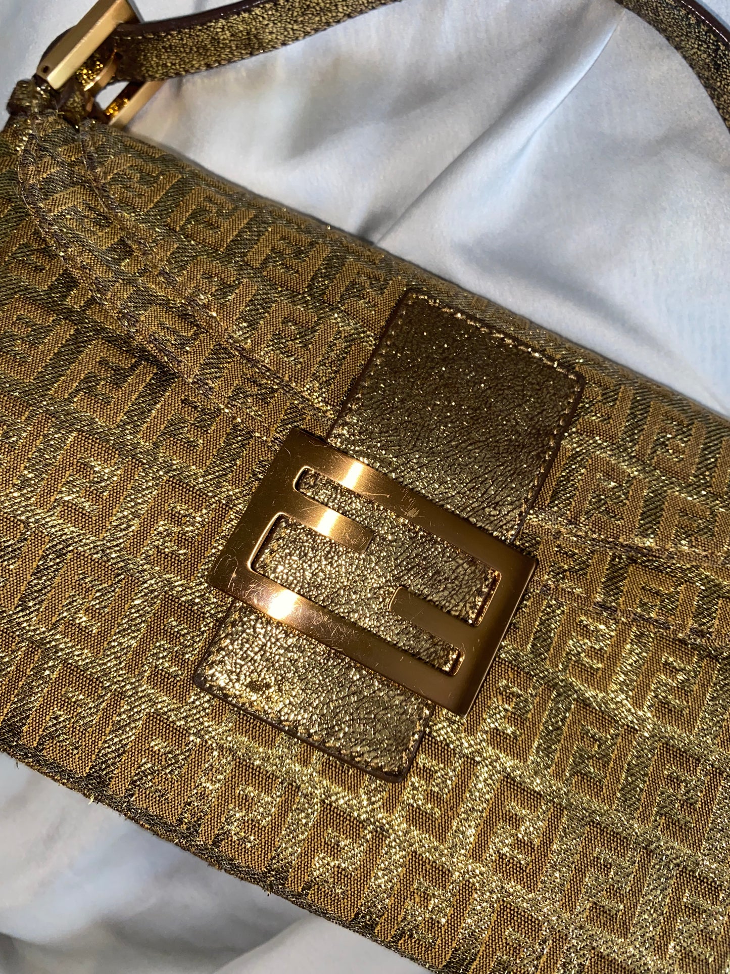 Fendi baguette double flap solid gold