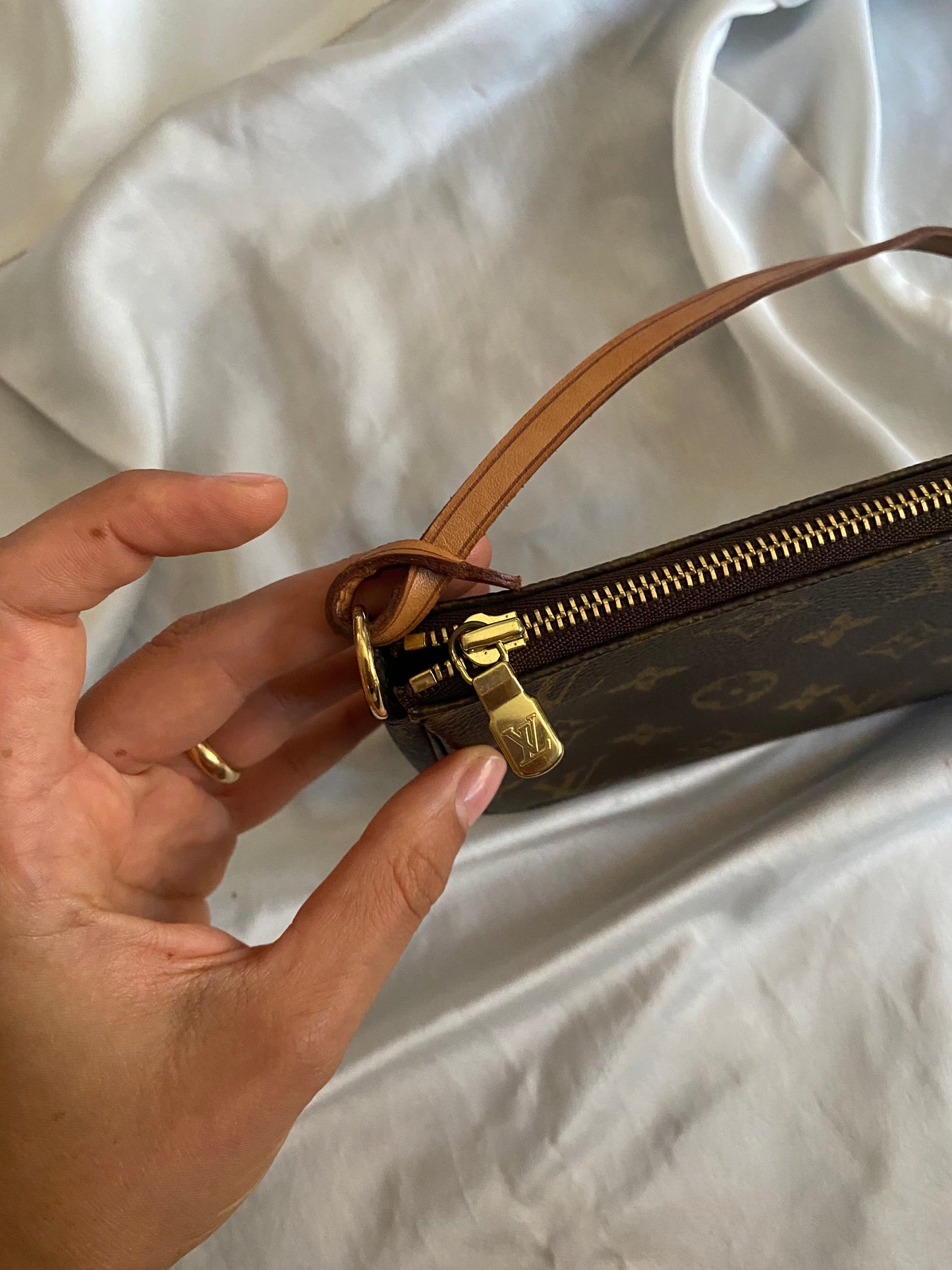 Louis Vuitton pochette accessoire classic monogram ottime condizioni