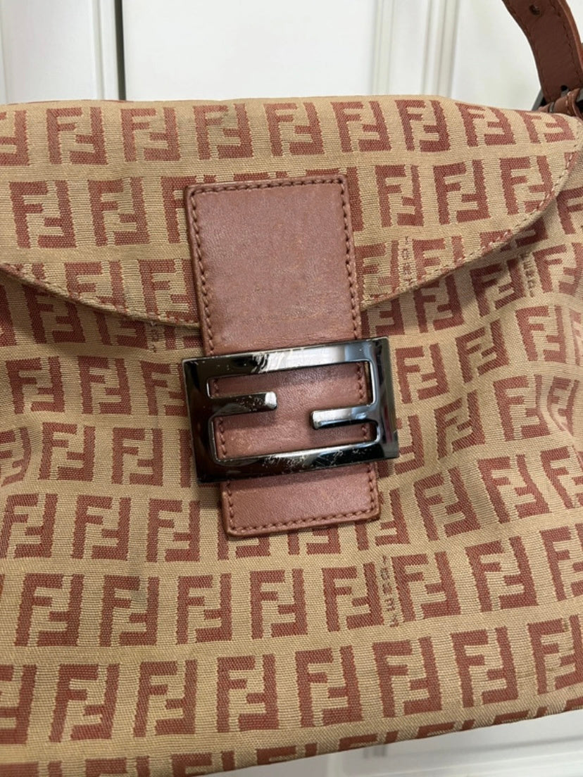 Fendi mamma double flap monogram rosa