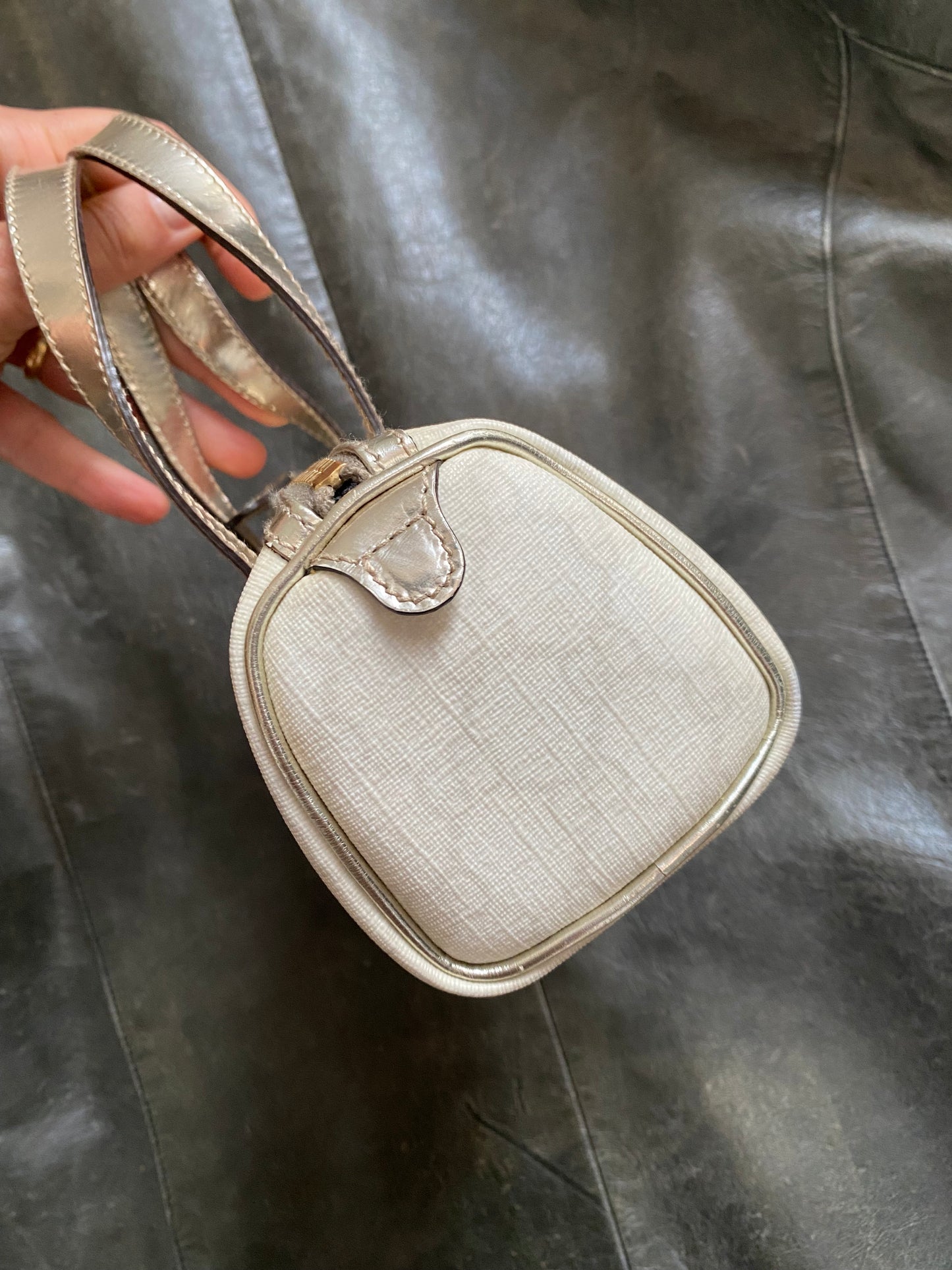 Gucci mini boston supreme joy argento