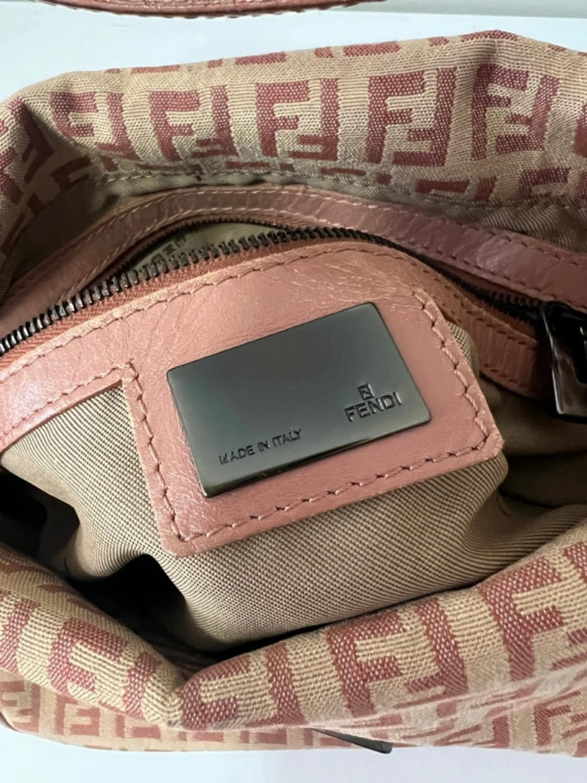 Fendi mamma double flap monogram rosa