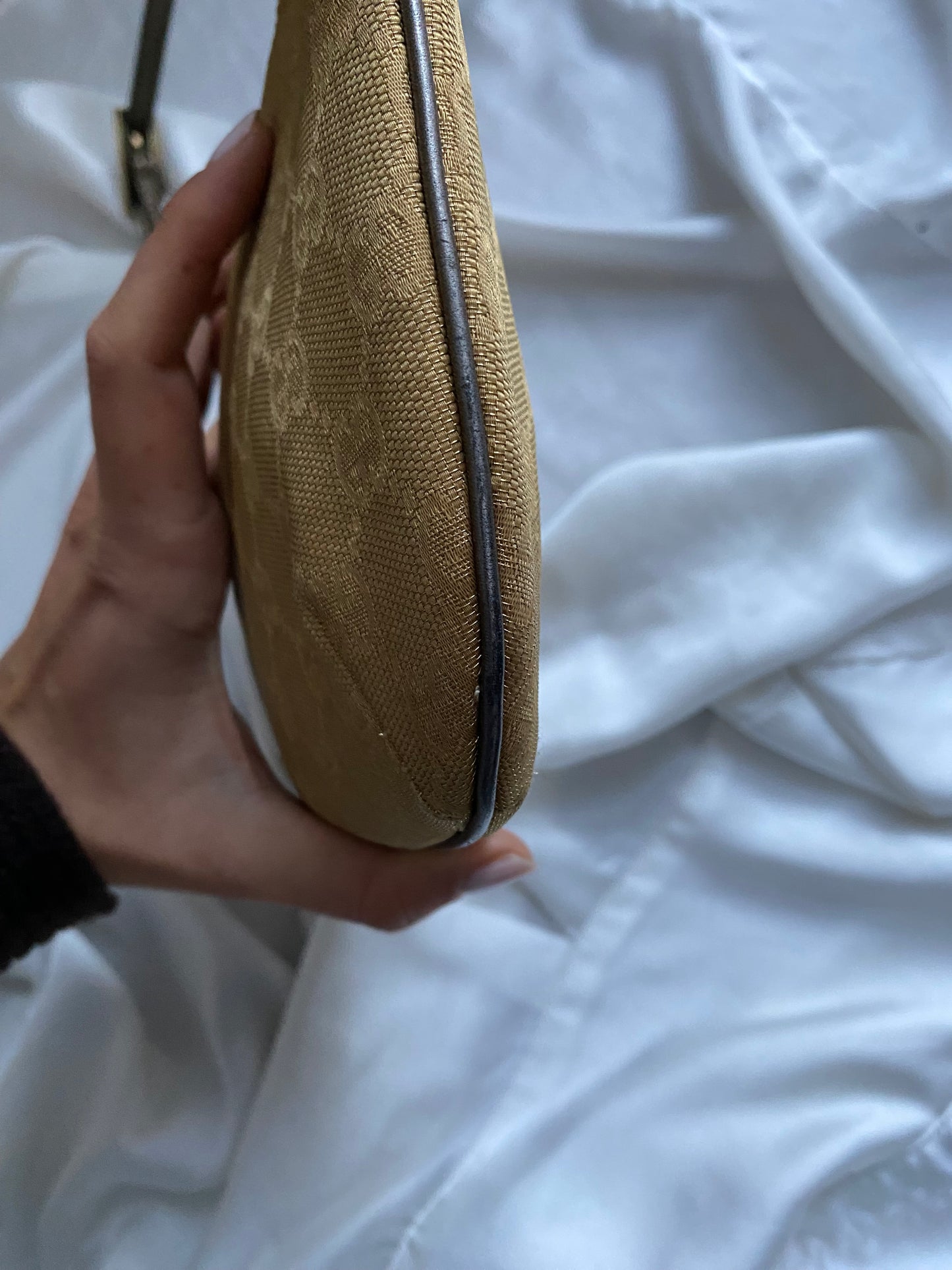 Gucci half moon gold