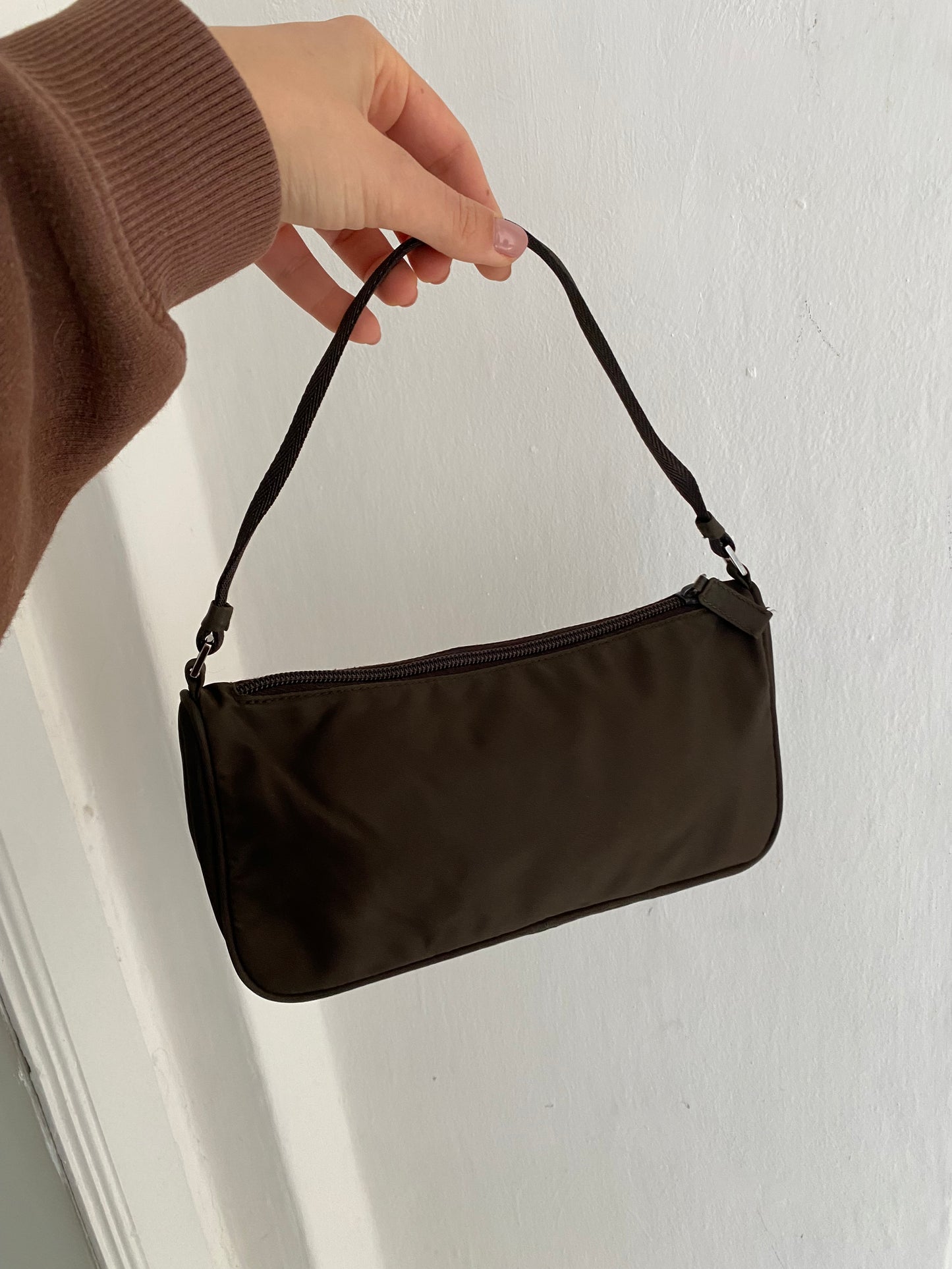 Prada hobo 2002 extra dark brown