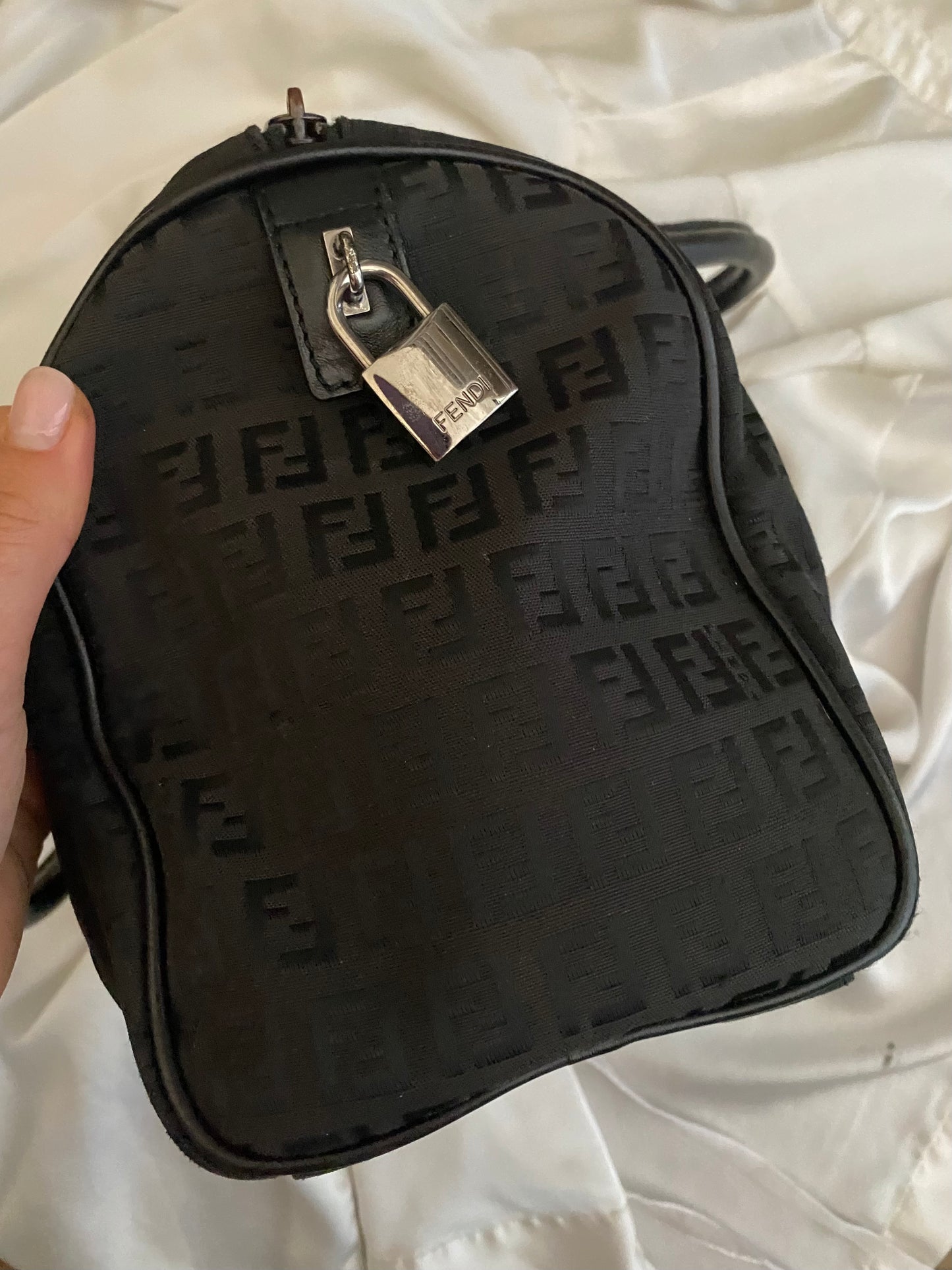 Fendi bauletto zucchino nero