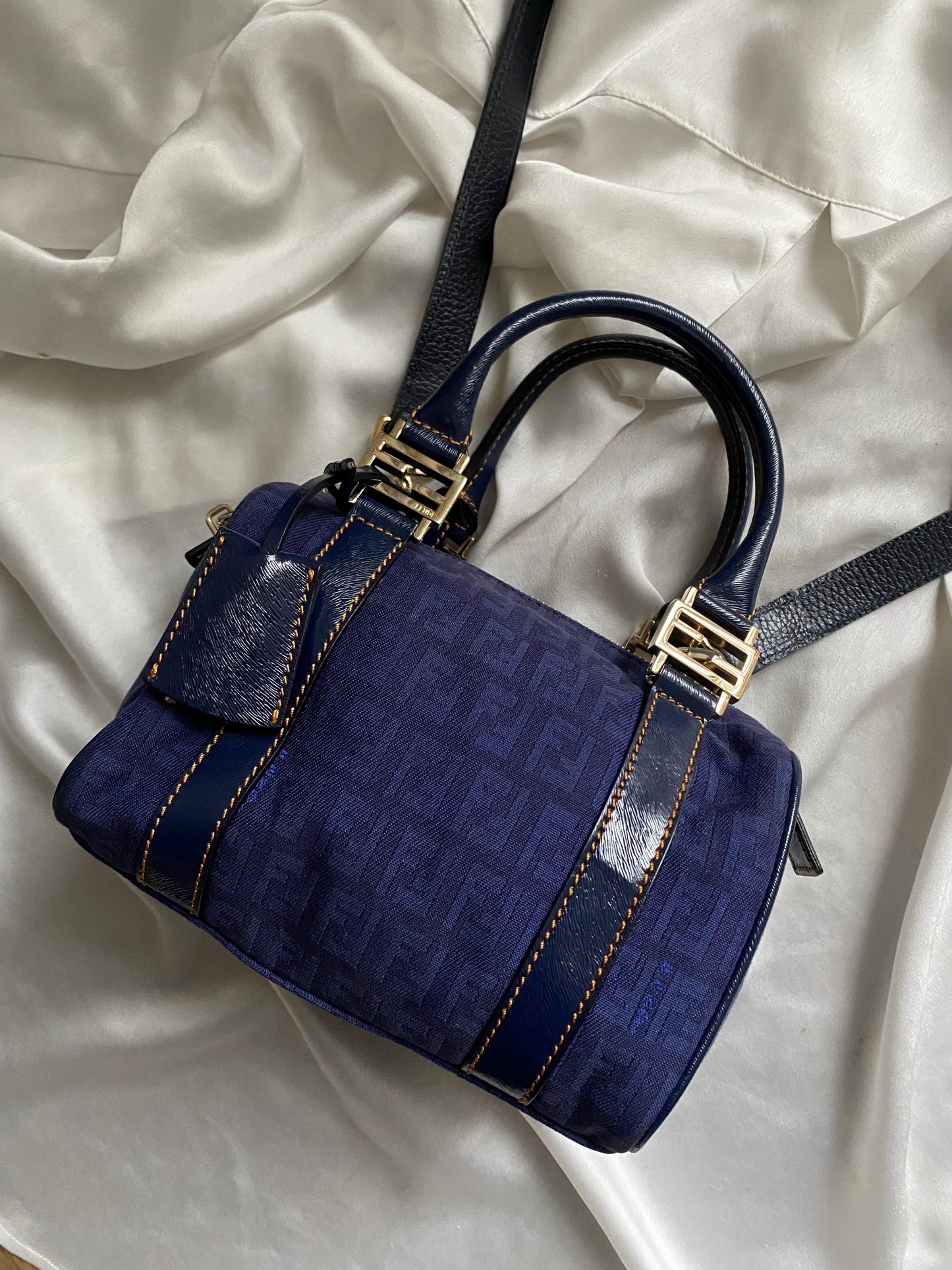 Mini bauletto Fendi monogram zucchino blu