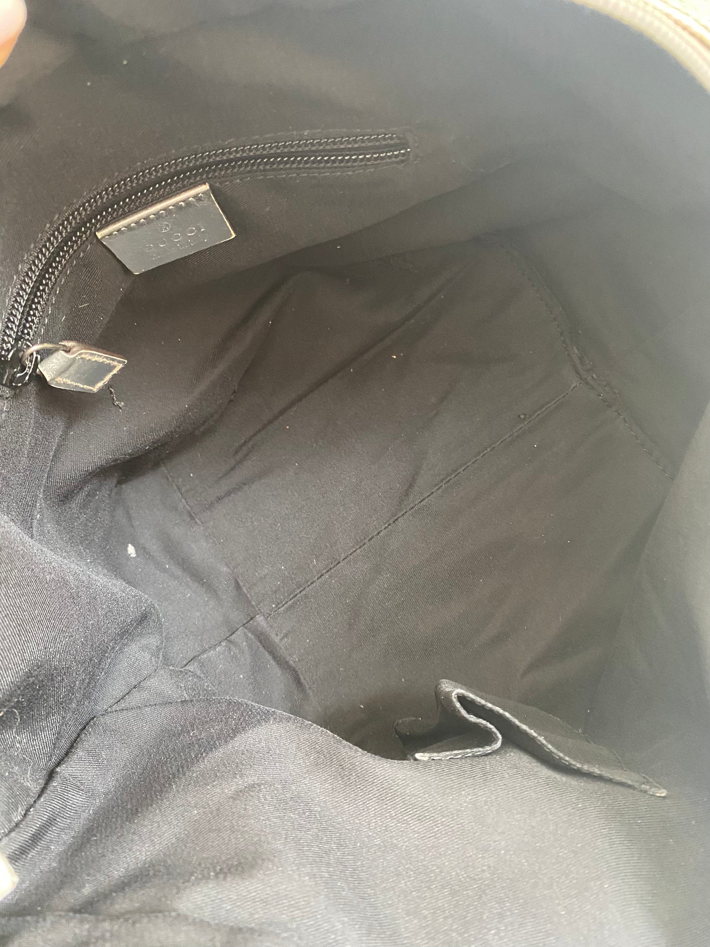 Gucci Shelly argento metallizzato