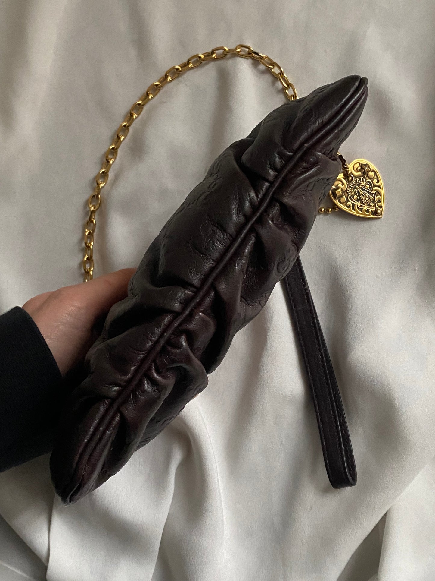 Gucci pochette chocolate brown