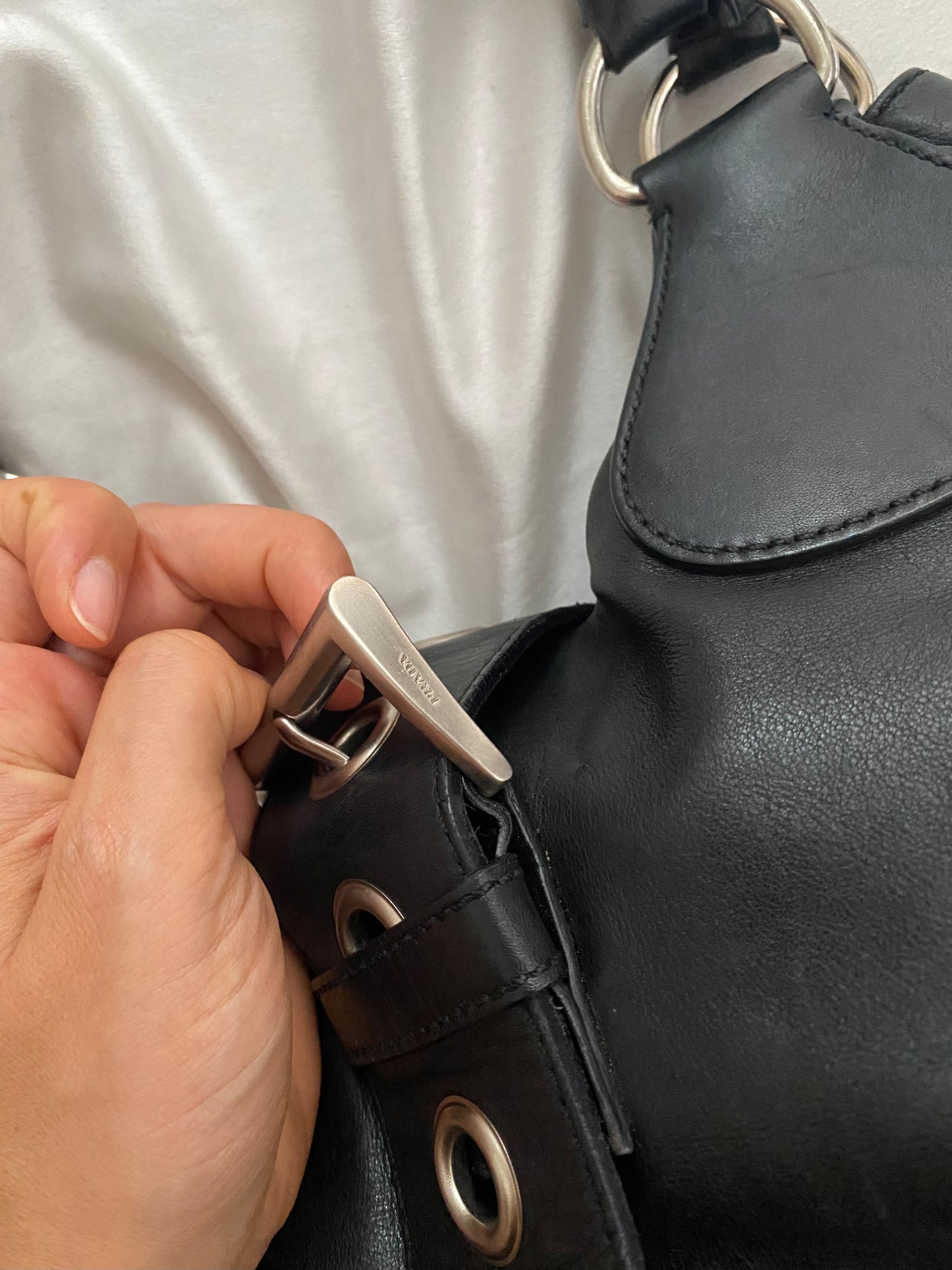 Prada Moon pelle nera