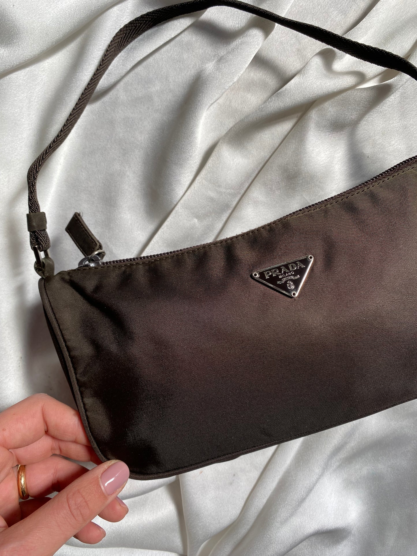 Prada hobo 2002 extra dark brown