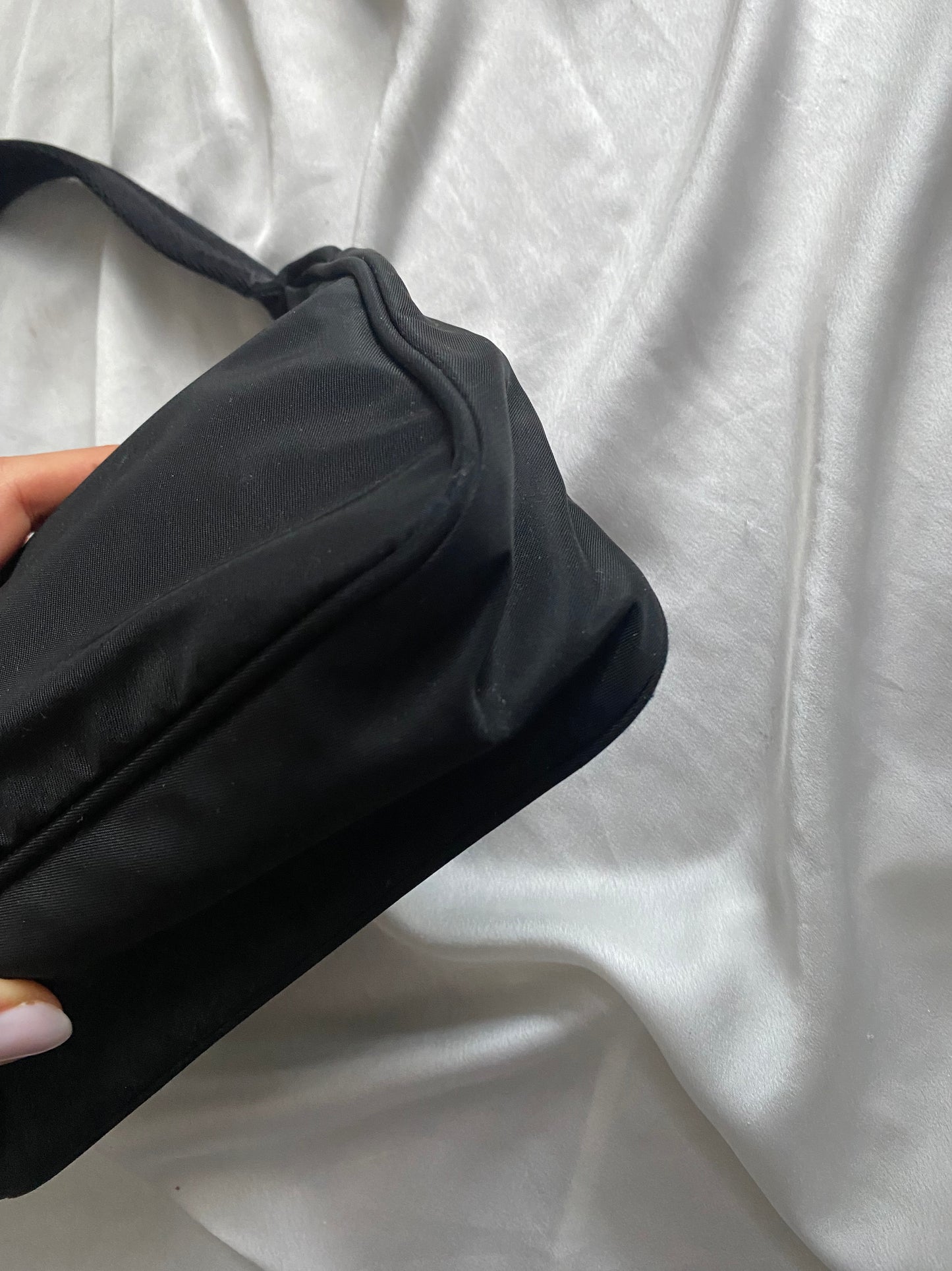 Prada mini hobo black con dustbag
