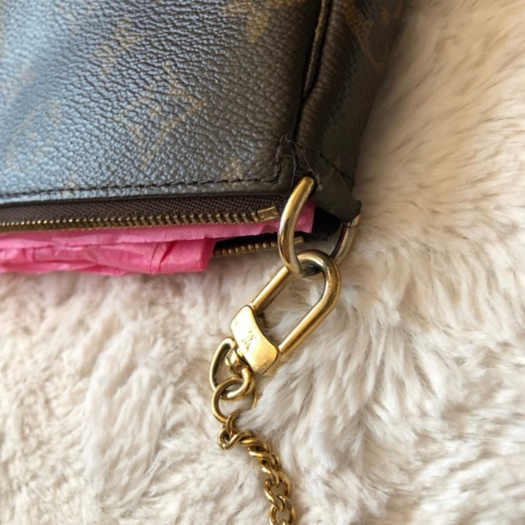 Louis Vuitton mini pochette accessoire monogram ottime condizioni