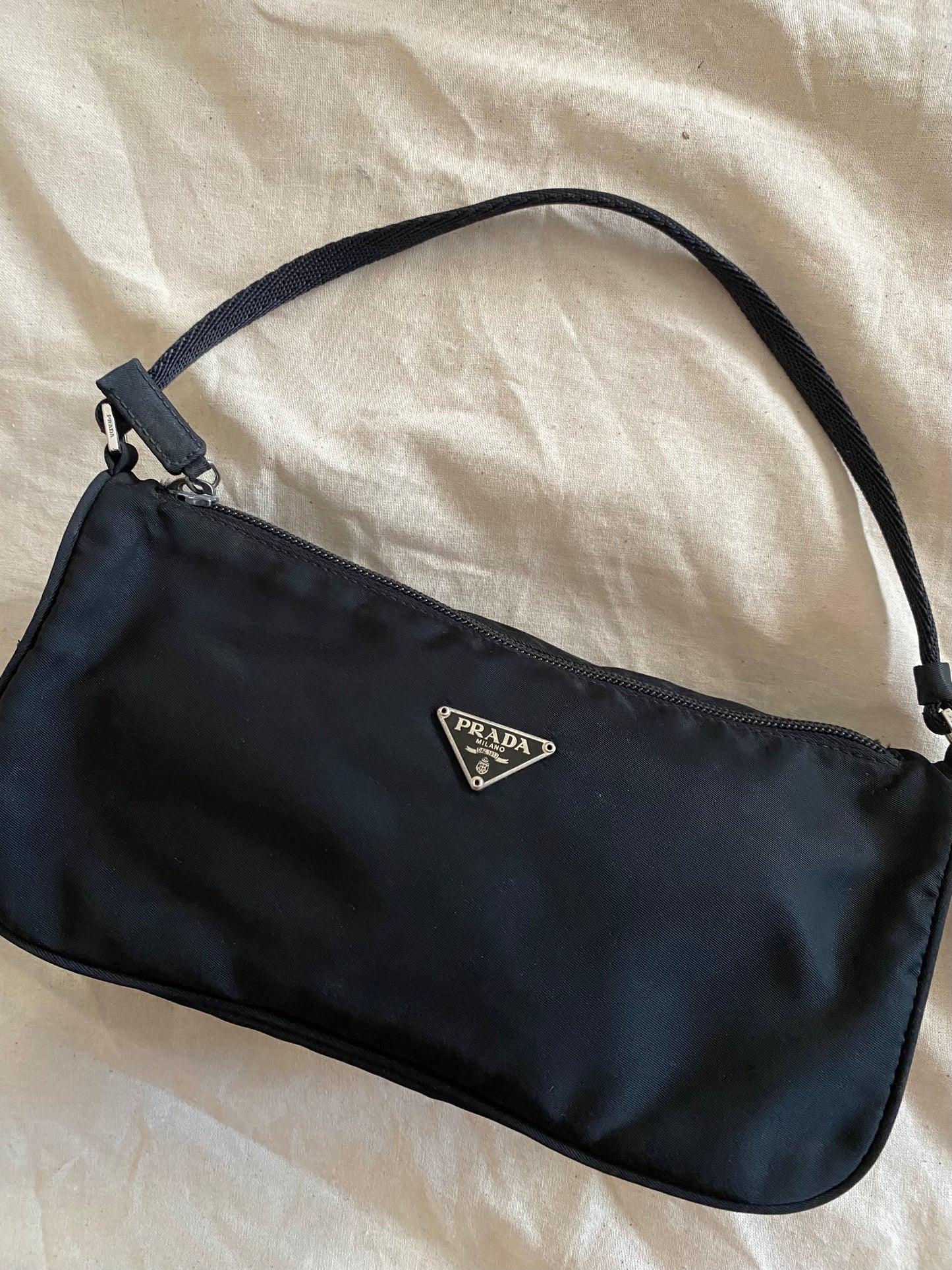 Prada hobo 2002 black
