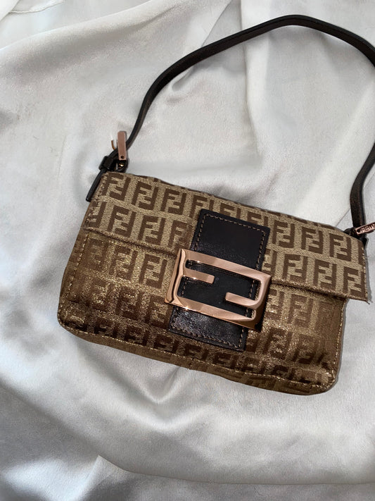 Fendi mini baguette oro brillante monogram zucchino