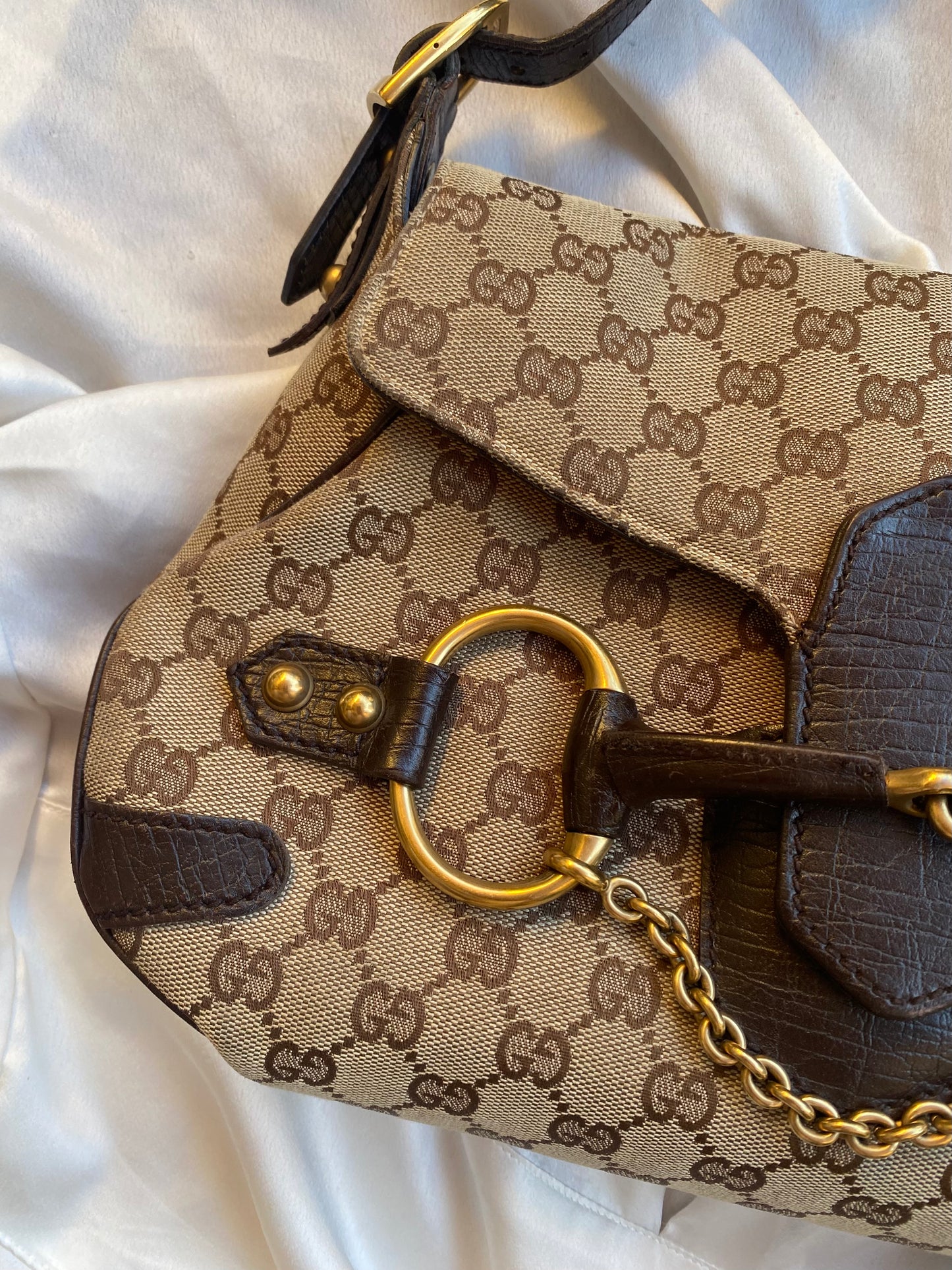 Gucci horsebit monogram beige