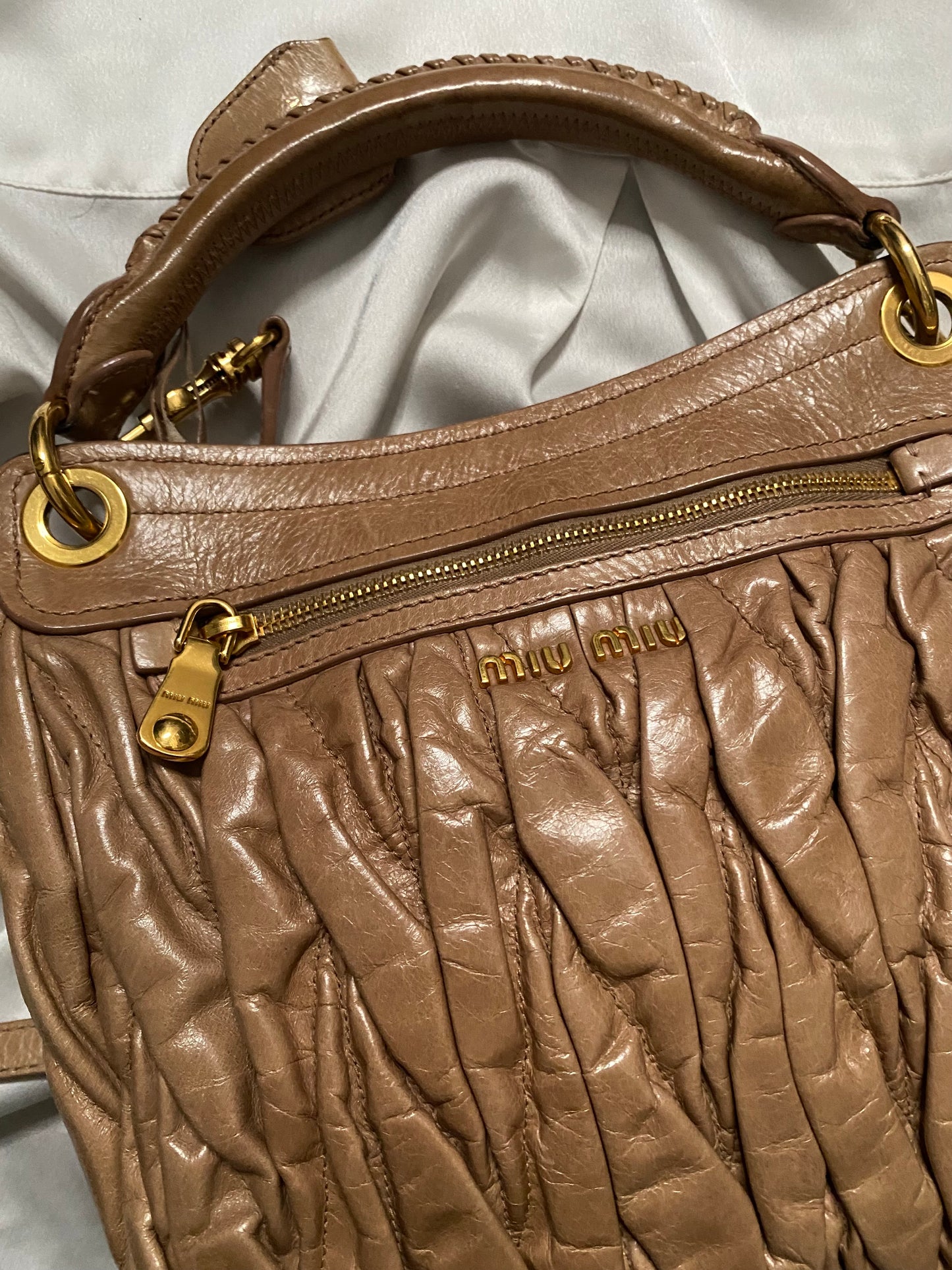 Miu miu coffer beige