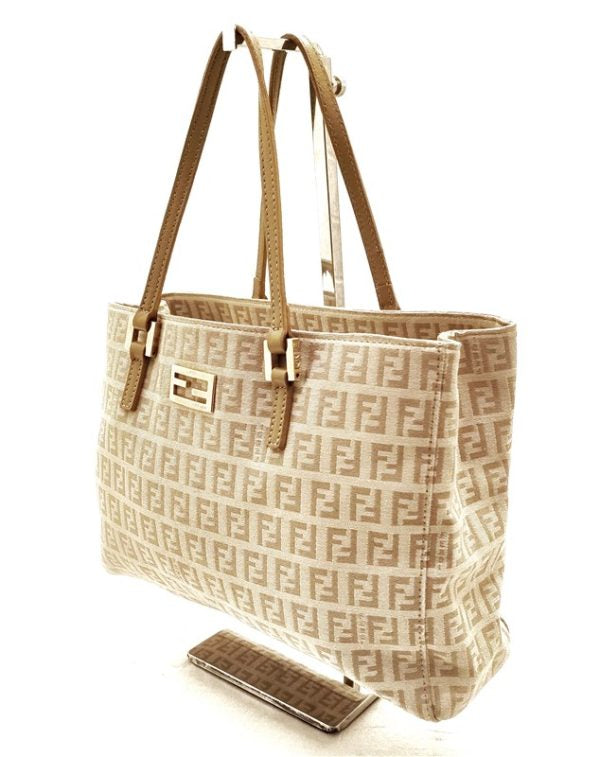 Fendi tote zucchino beige