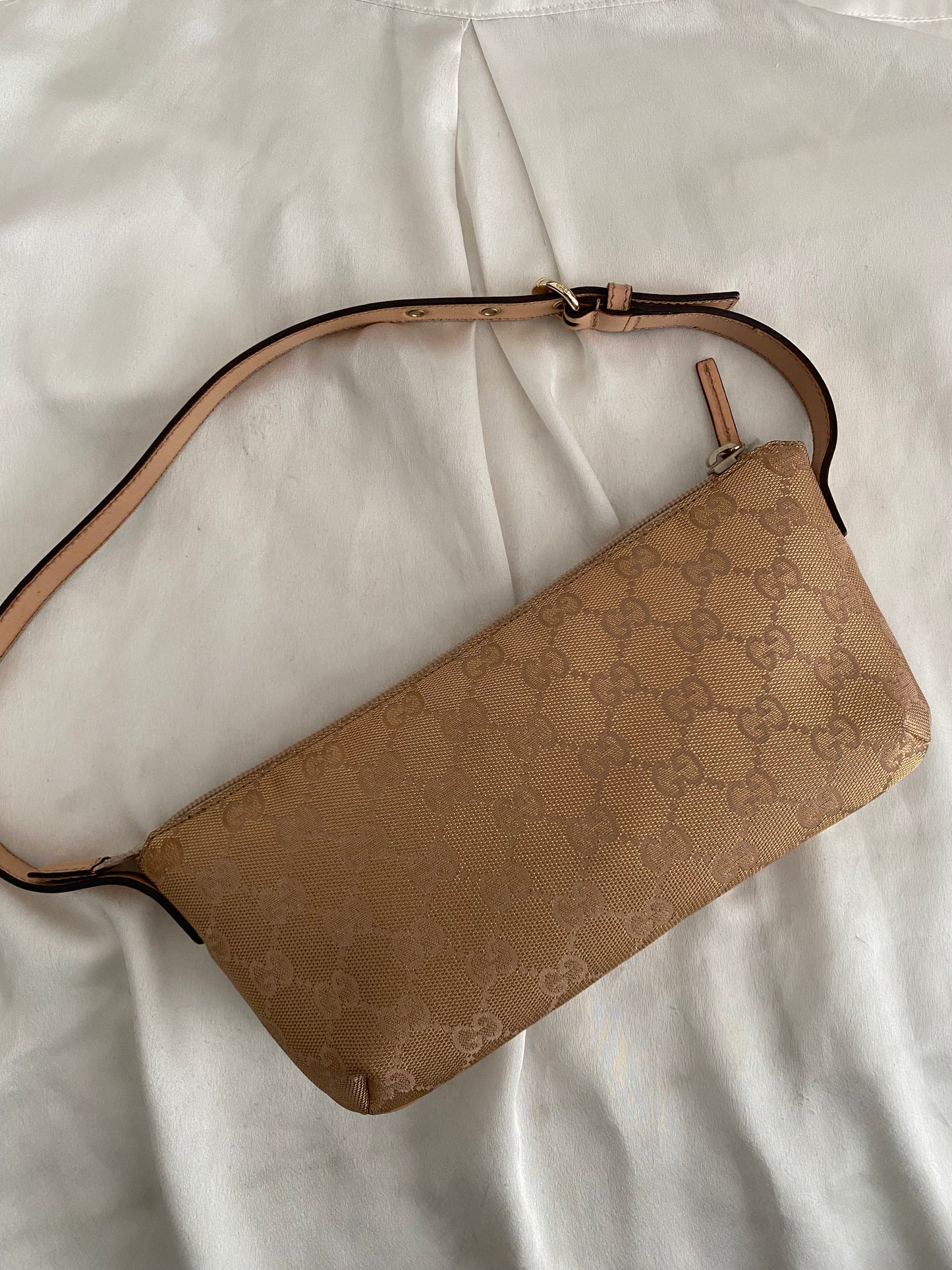 Gucci pretty boat oro rosa