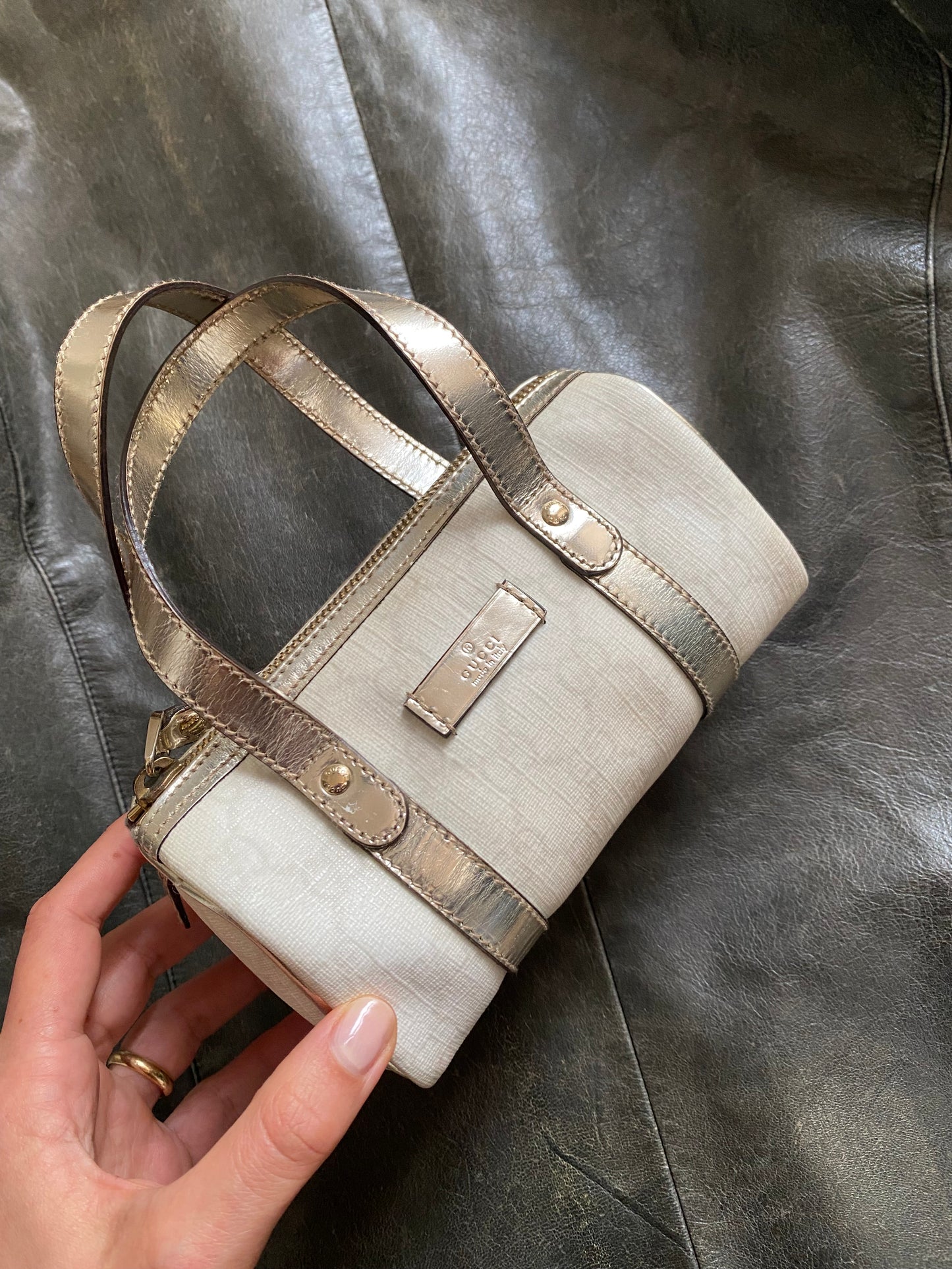 Gucci mini boston supreme joy argento