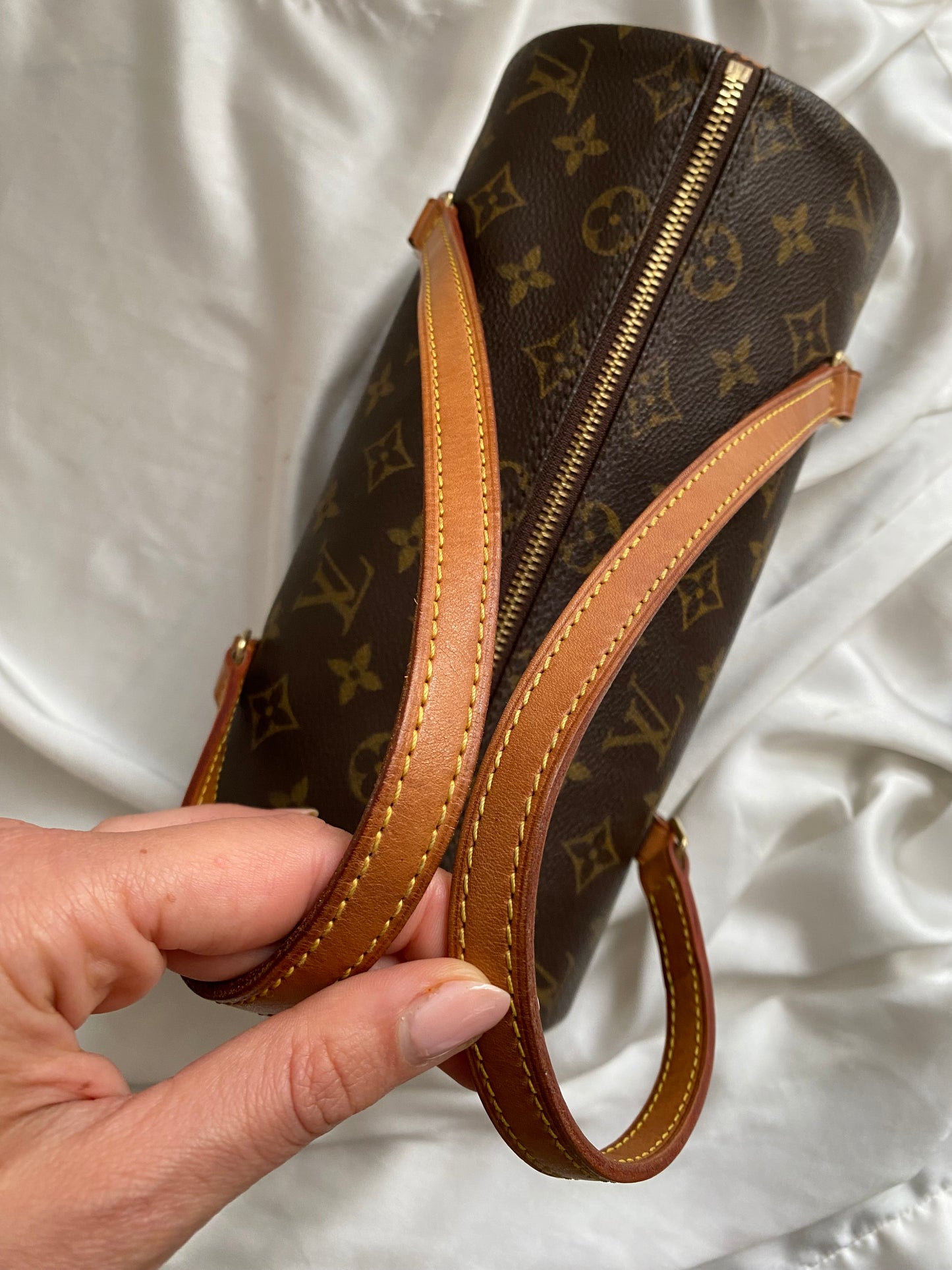 Louis Vuitton papillon 26