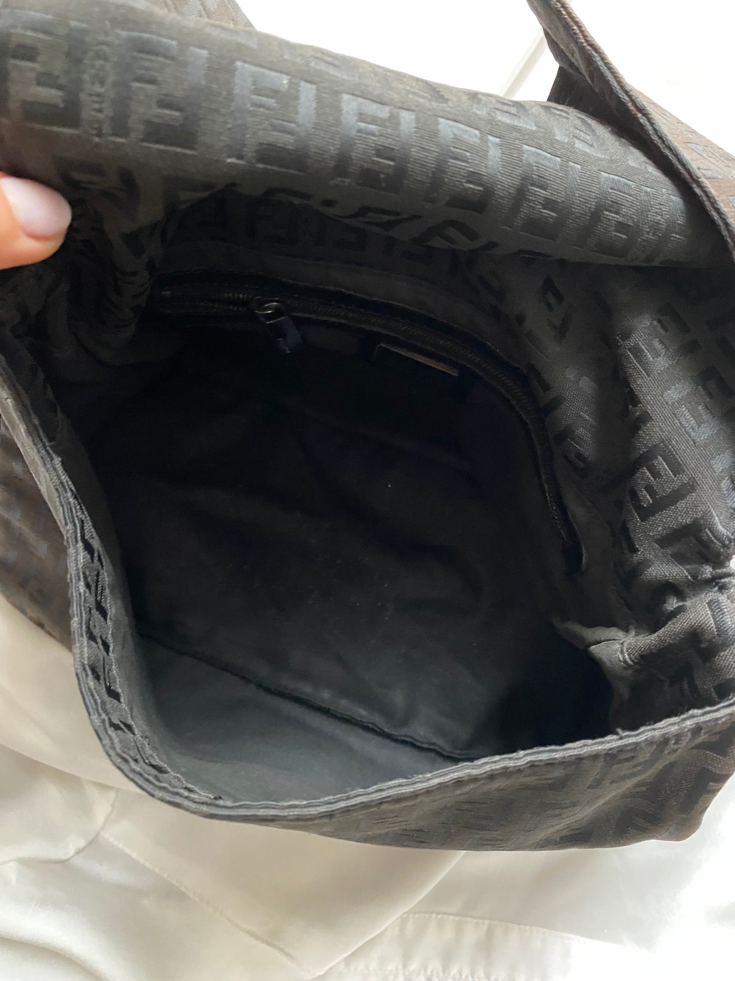 Fendi mamma baguette monogram zucchino nera riflessi marroni