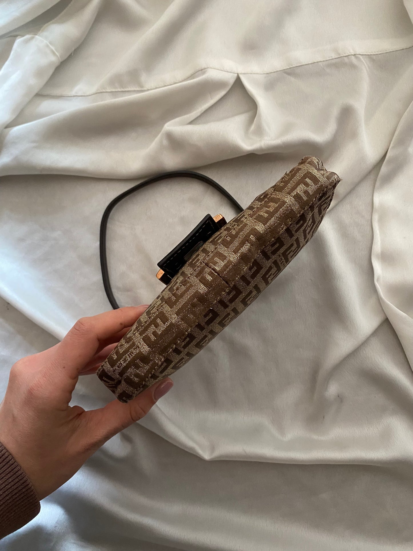 Fendi mini baguette oro brillante monogram zucchino