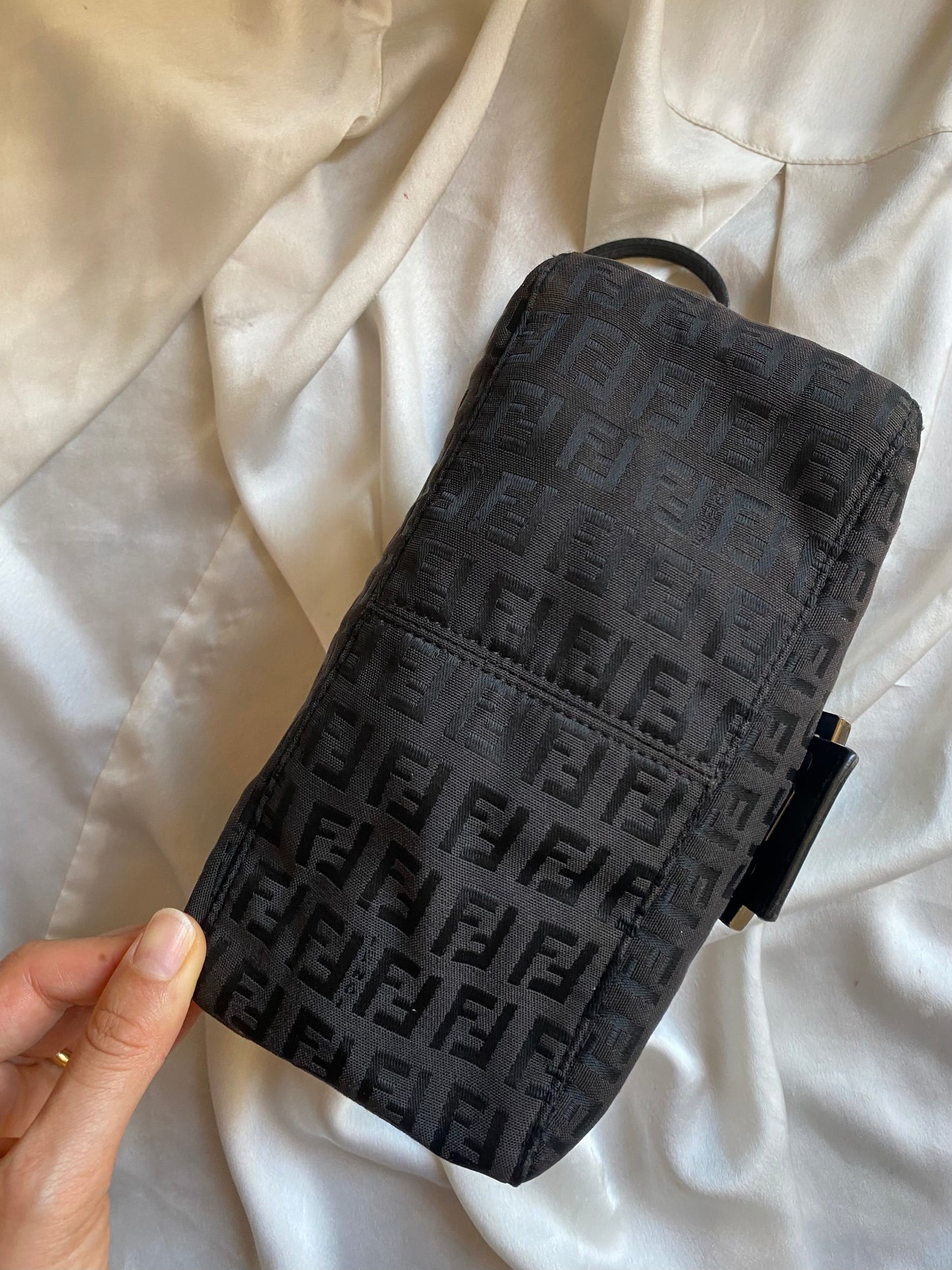 Fendi mini mamma baguette