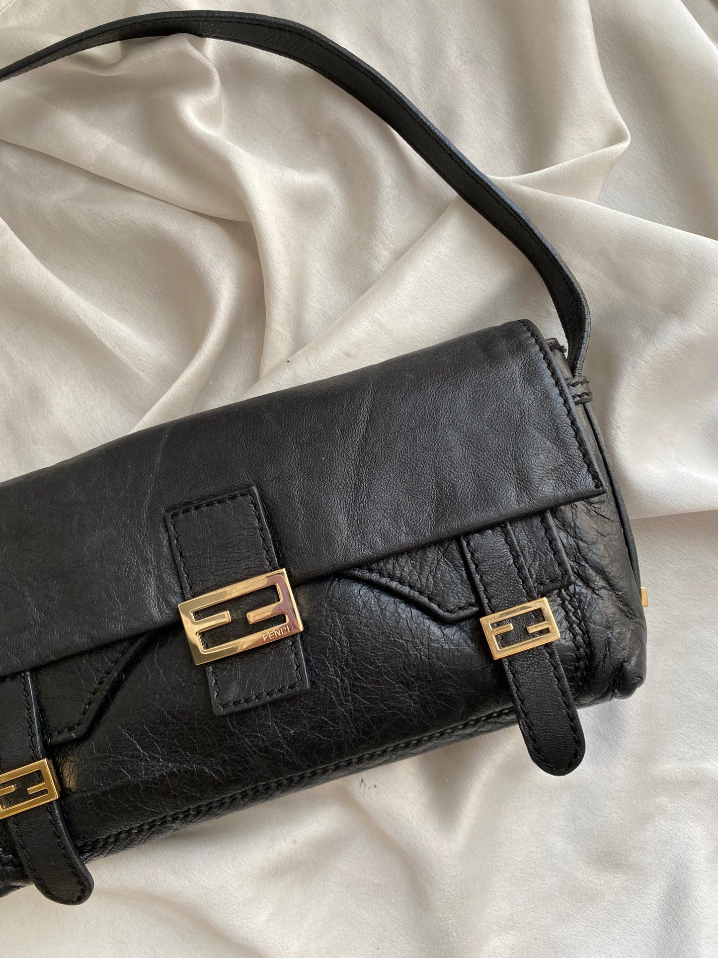 Fendi sweety baguette pelle nera