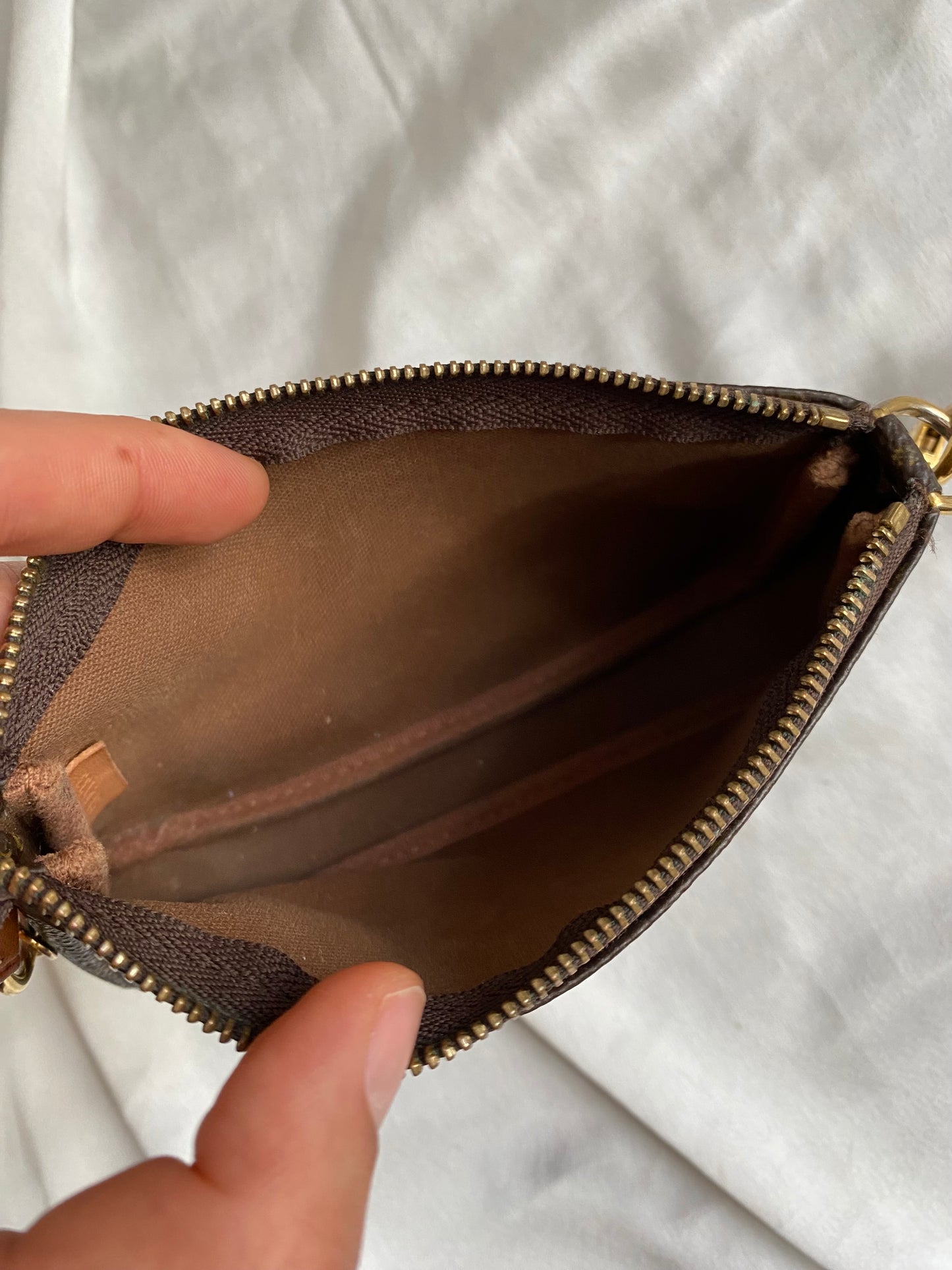 Louis Vuitton mini pochette accessoire monogram