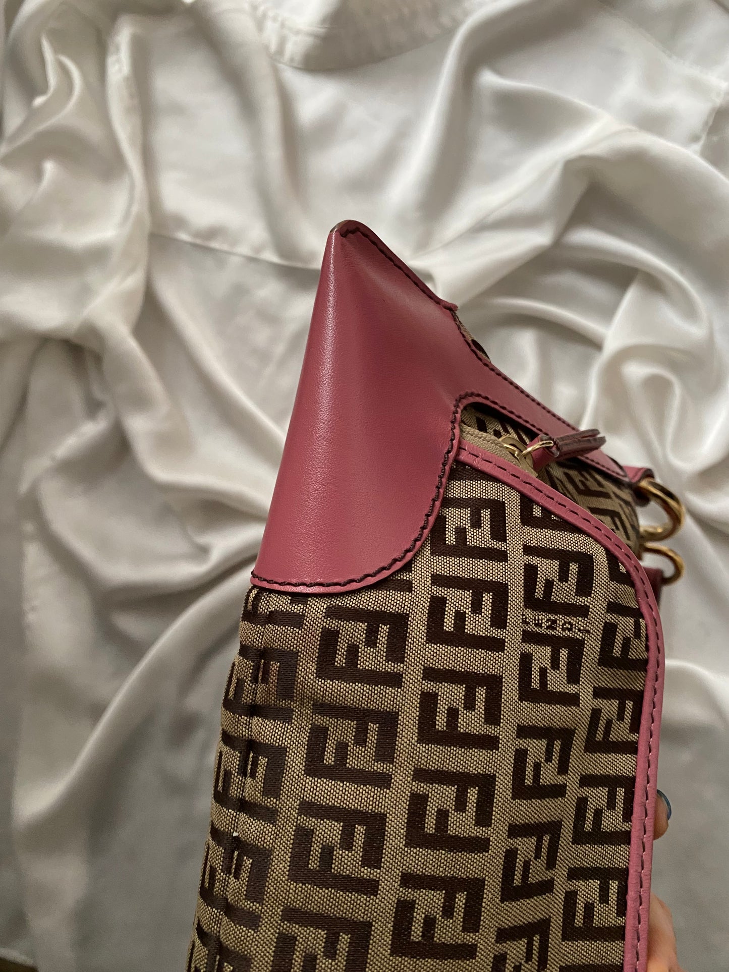 Fendi chef pocket monogram zucchino beige e rosa
