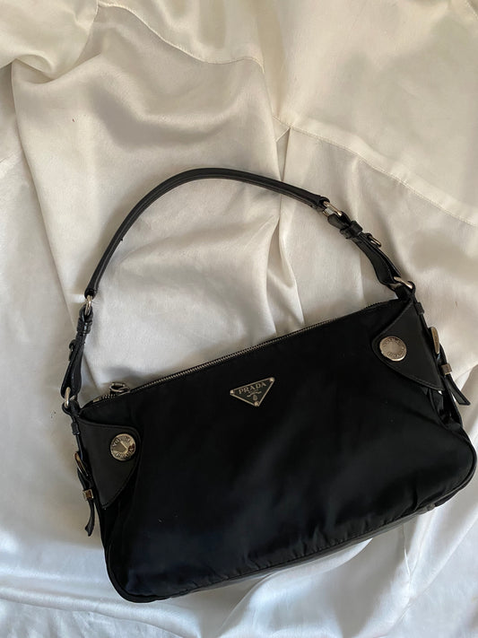 Prada nylon black con profili in pelle